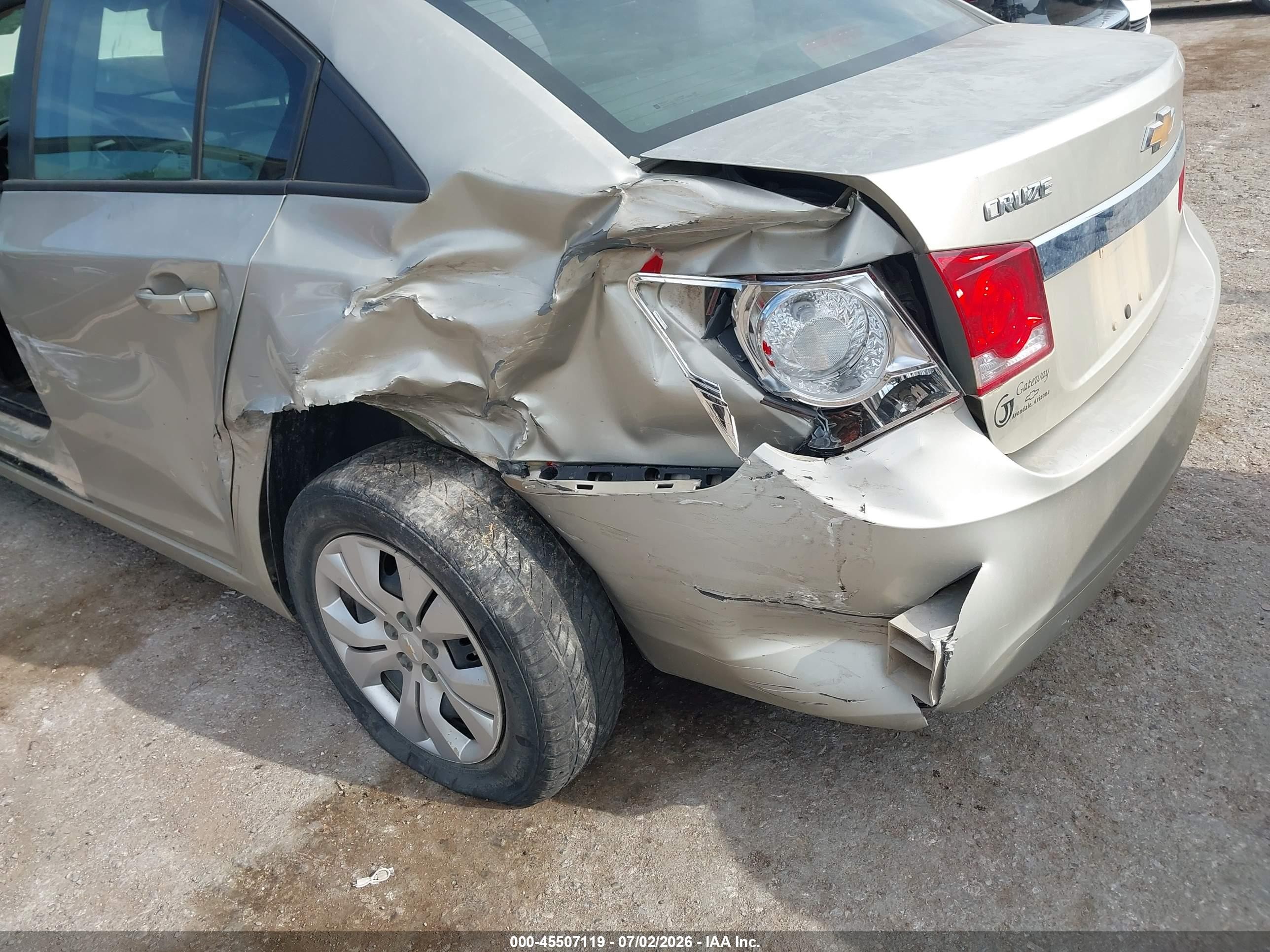 2013 Chevrolet Cruze Ls Auto Silver vin: 1G1PA5SH6D7278032