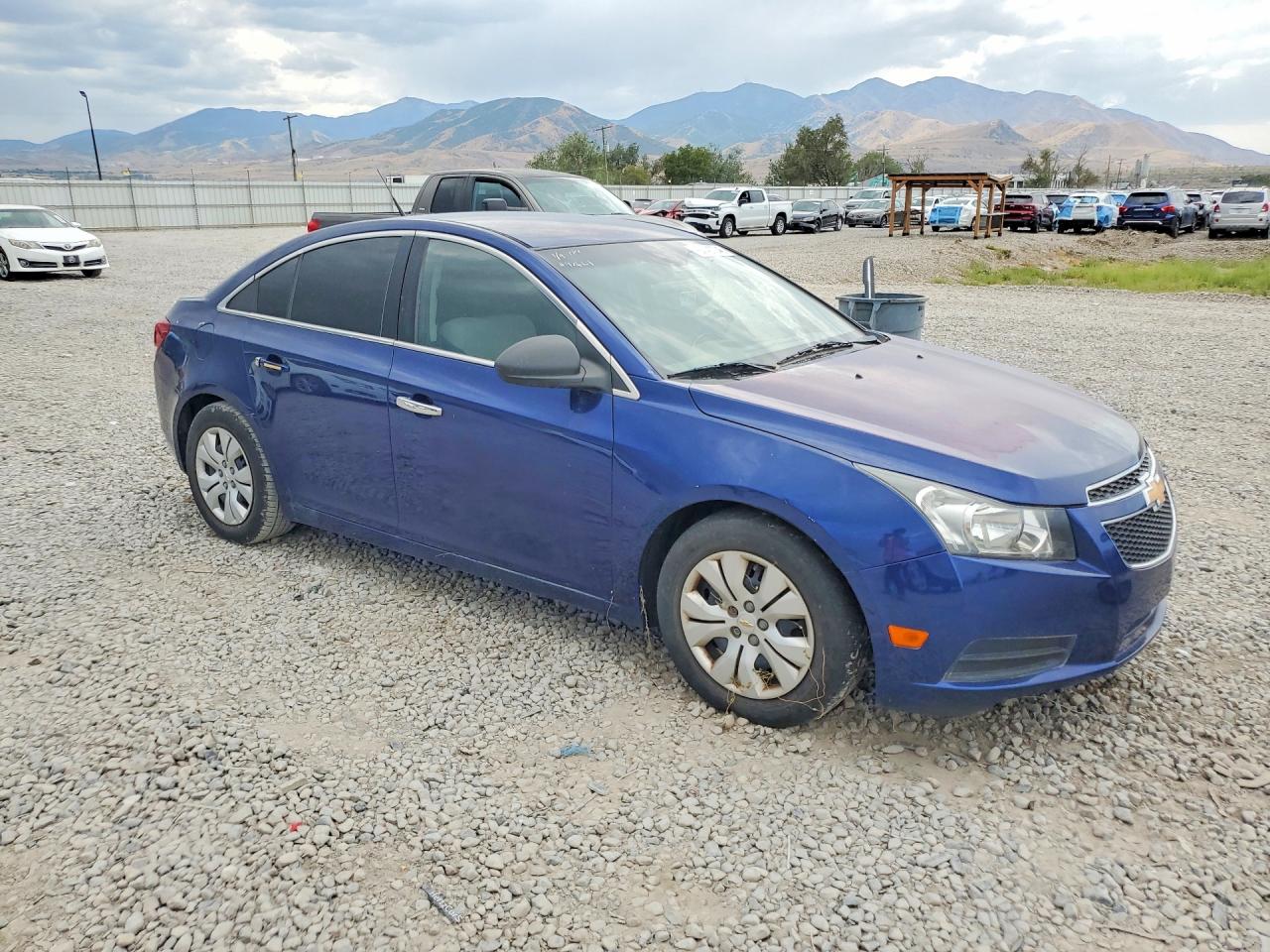 2013 Chevrolet Cruze Ls Blue vin: 1G1PA5SH6D7301034