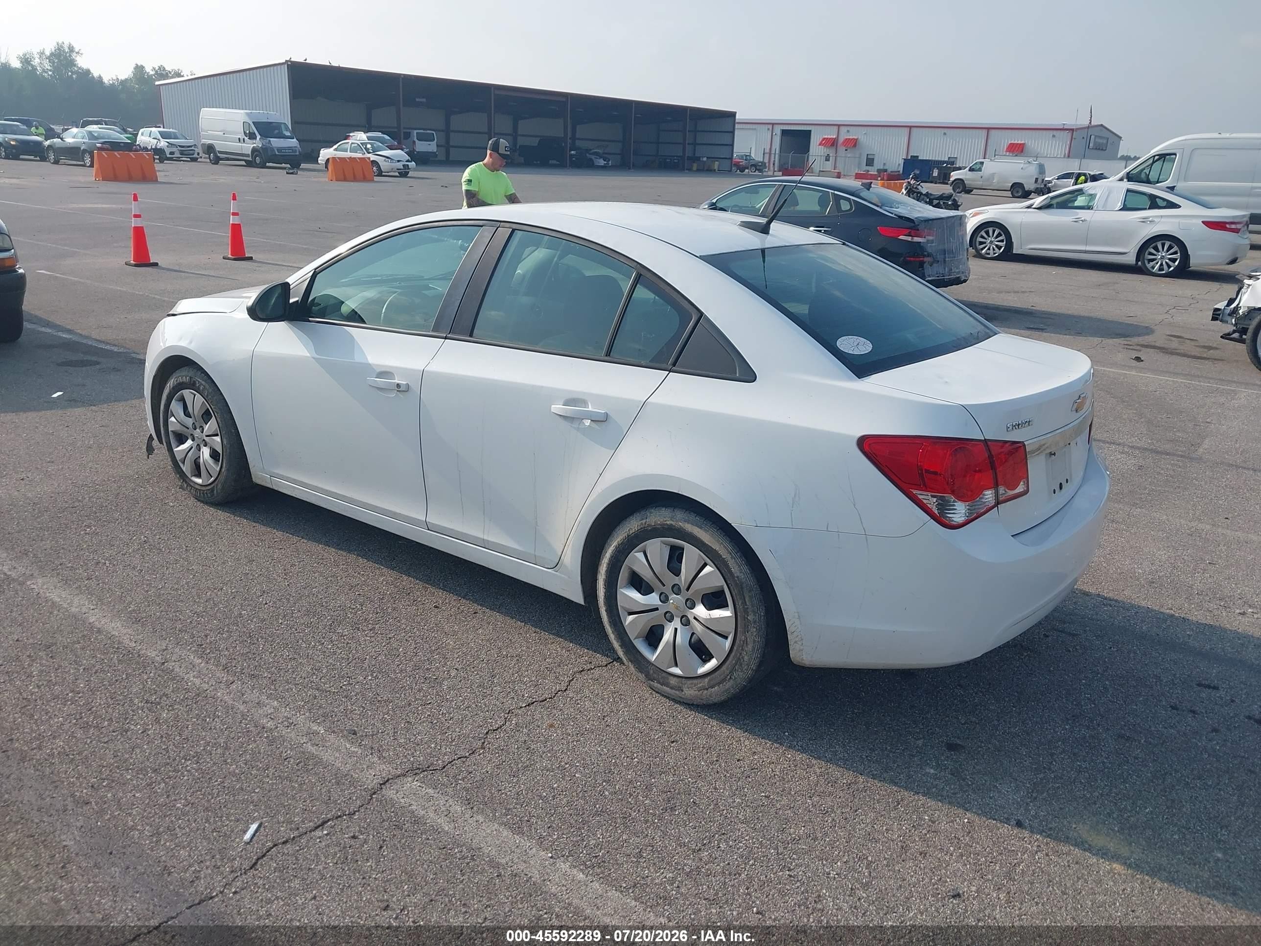 2014 Chevrolet Cruze Ls Auto White vin: 1G1PA5SH6E7385857