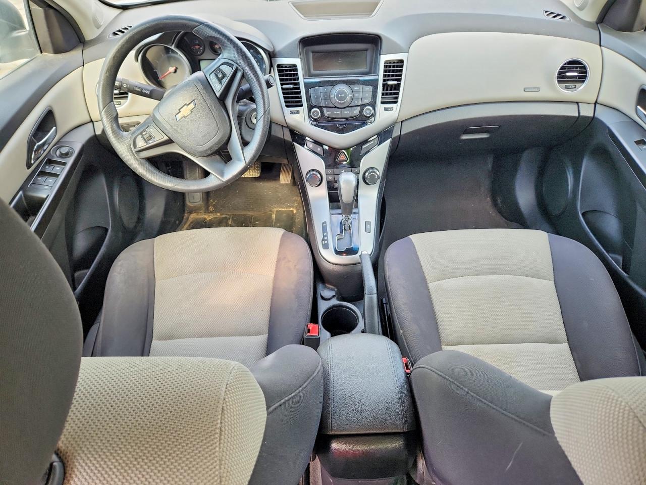 2014 Chevrolet Cruze Ls White vin: 1G1PA5SH6E7390475
