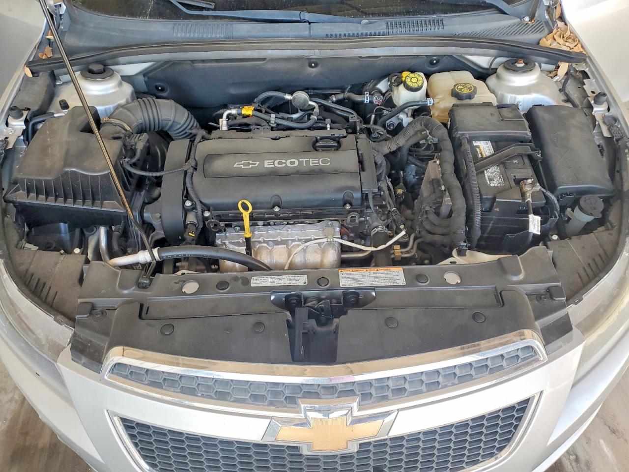 2014 Chevrolet Cruze Ls Серебряный vin: 1G1PA5SH6E7485120