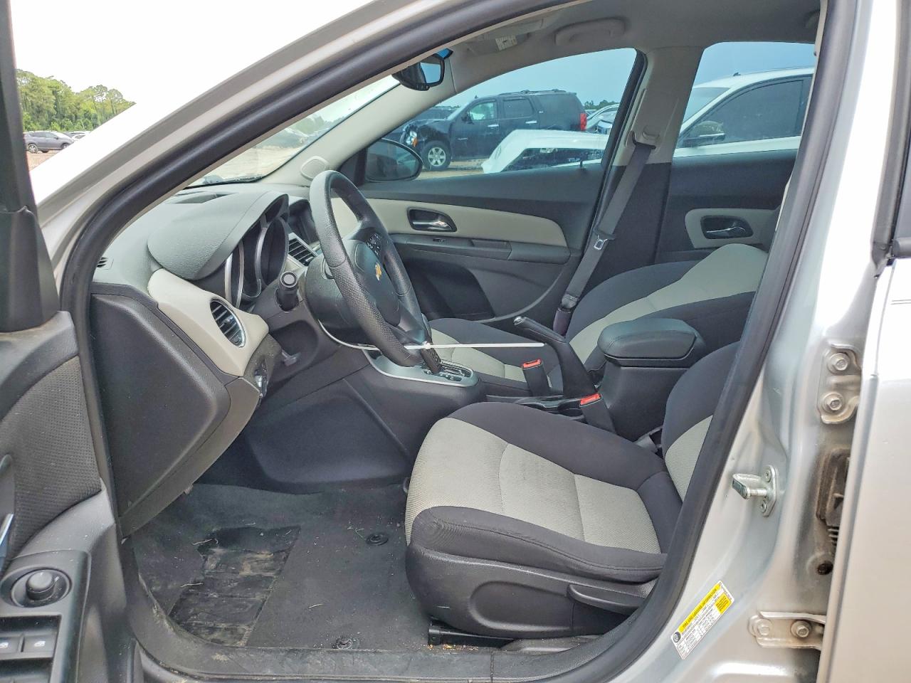 2014 Chevrolet Cruze Ls Silver vin: 1G1PA5SH6E7485120