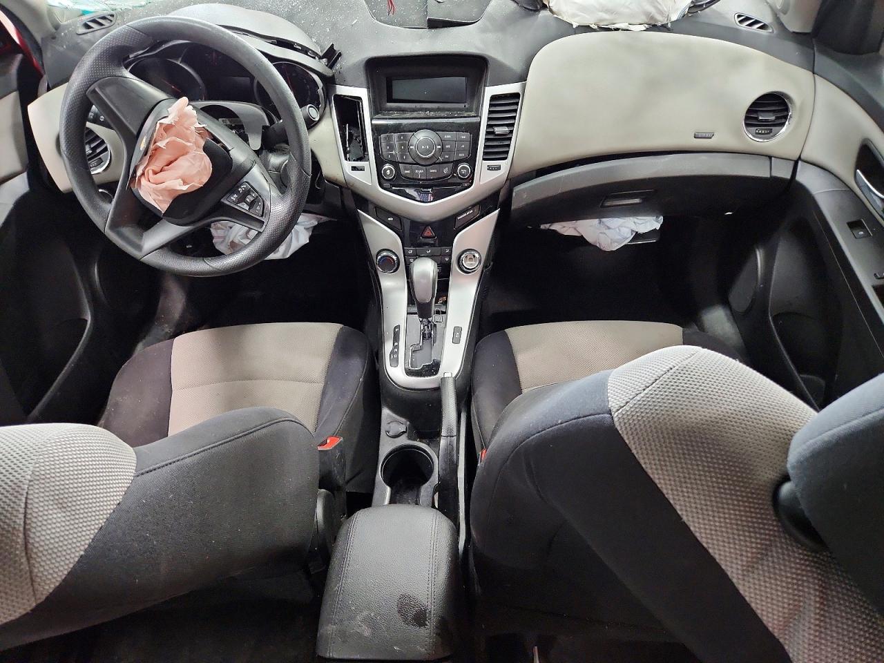 2015 Chevrolet Cruze Ls Red vin: 1G1PA5SH6F7103685