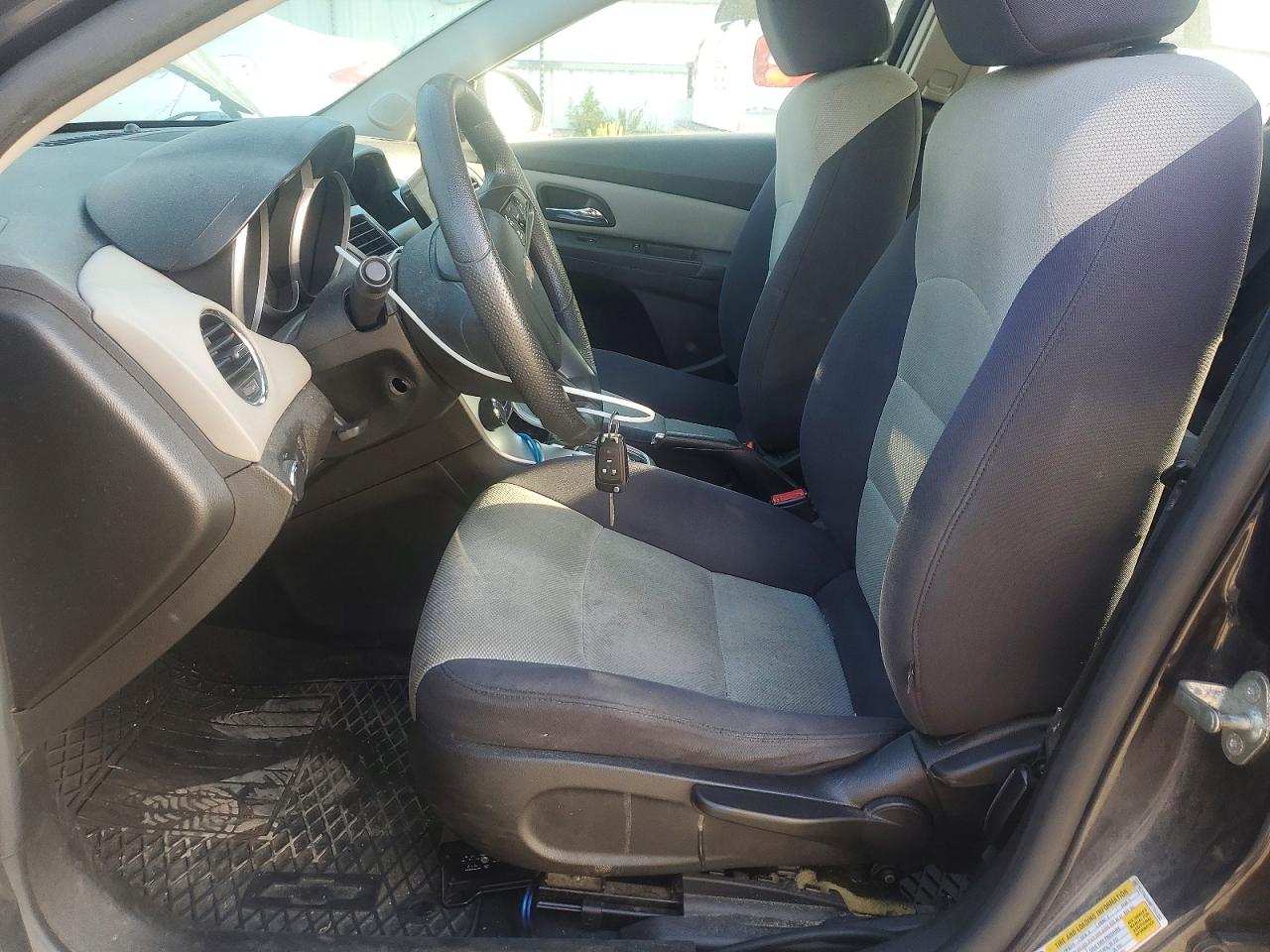 2015 Chevrolet Cruze Ls Black vin: 1G1PA5SH6F7151333