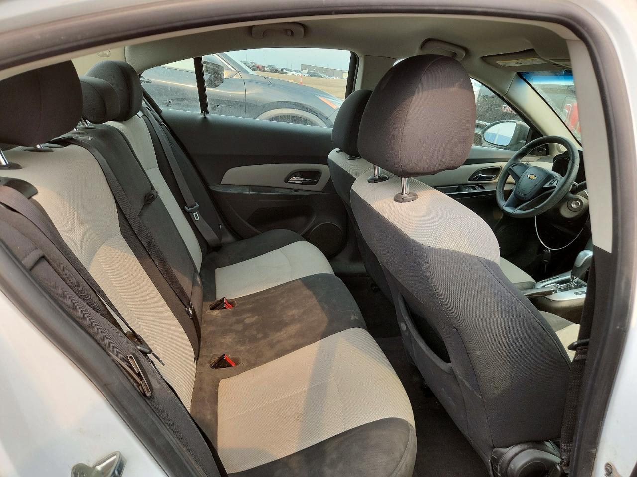 2011 Chevrolet Cruze Ls White vin: 1G1PA5SH7B7103334