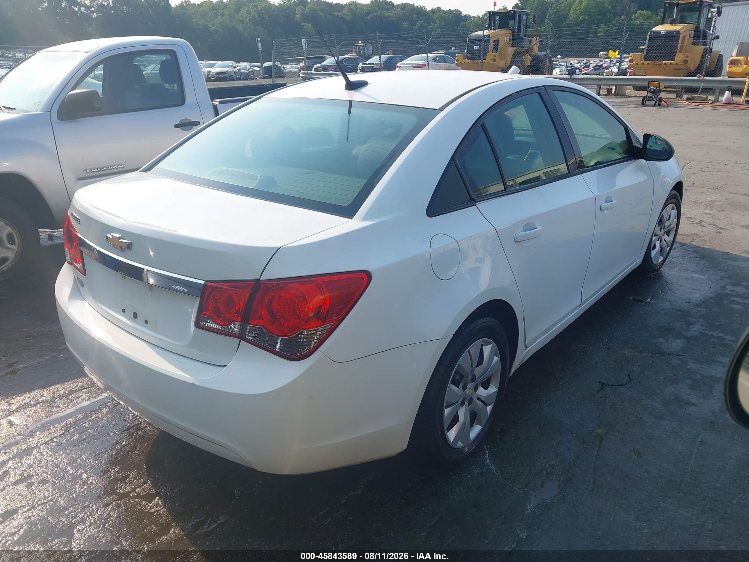 2013 Chevrolet Cruze Ls Auto White vin: 1G1PA5SH7D7131802