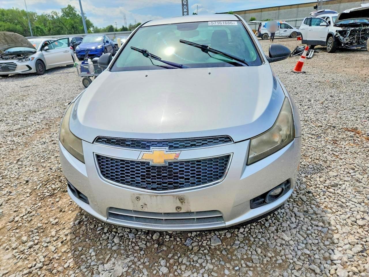 2013 Chevrolet Cruze Ls Silver vin: 1G1PA5SH7D7136076