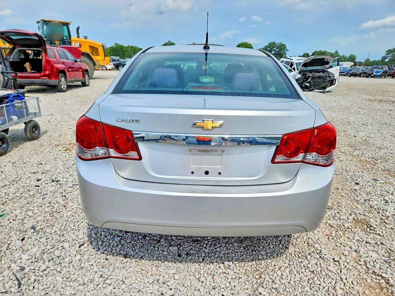 2013 Chevrolet Cruze Ls Silver vin: 1G1PA5SH7D7136076