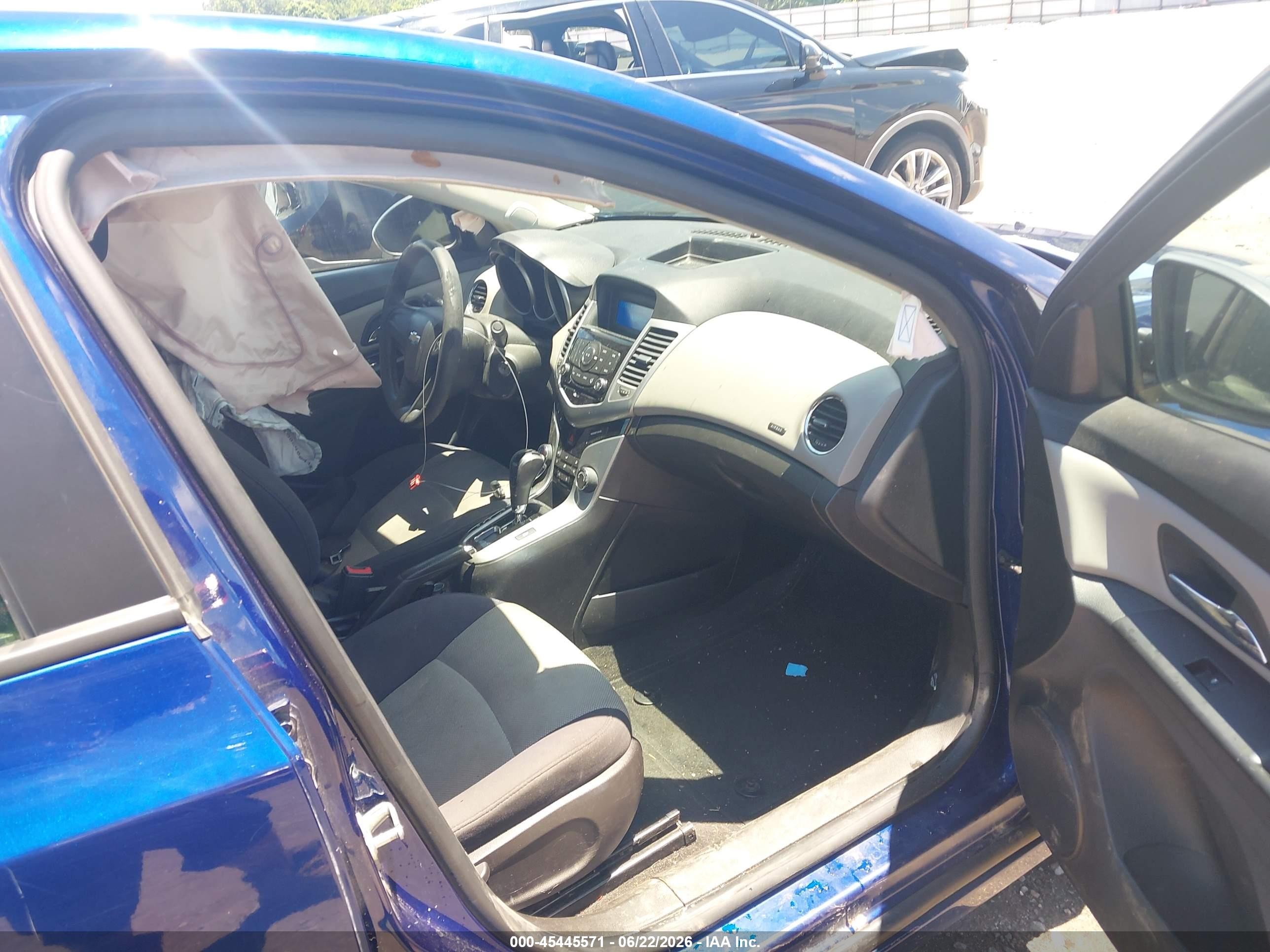 2013 Chevrolet Cruze Ls Auto Blue vin: 1G1PA5SH7D7181311