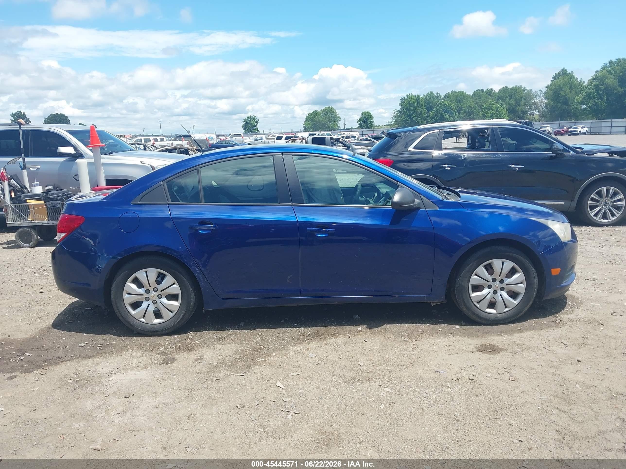 2013 Chevrolet Cruze Ls Auto Blue vin: 1G1PA5SH7D7181311