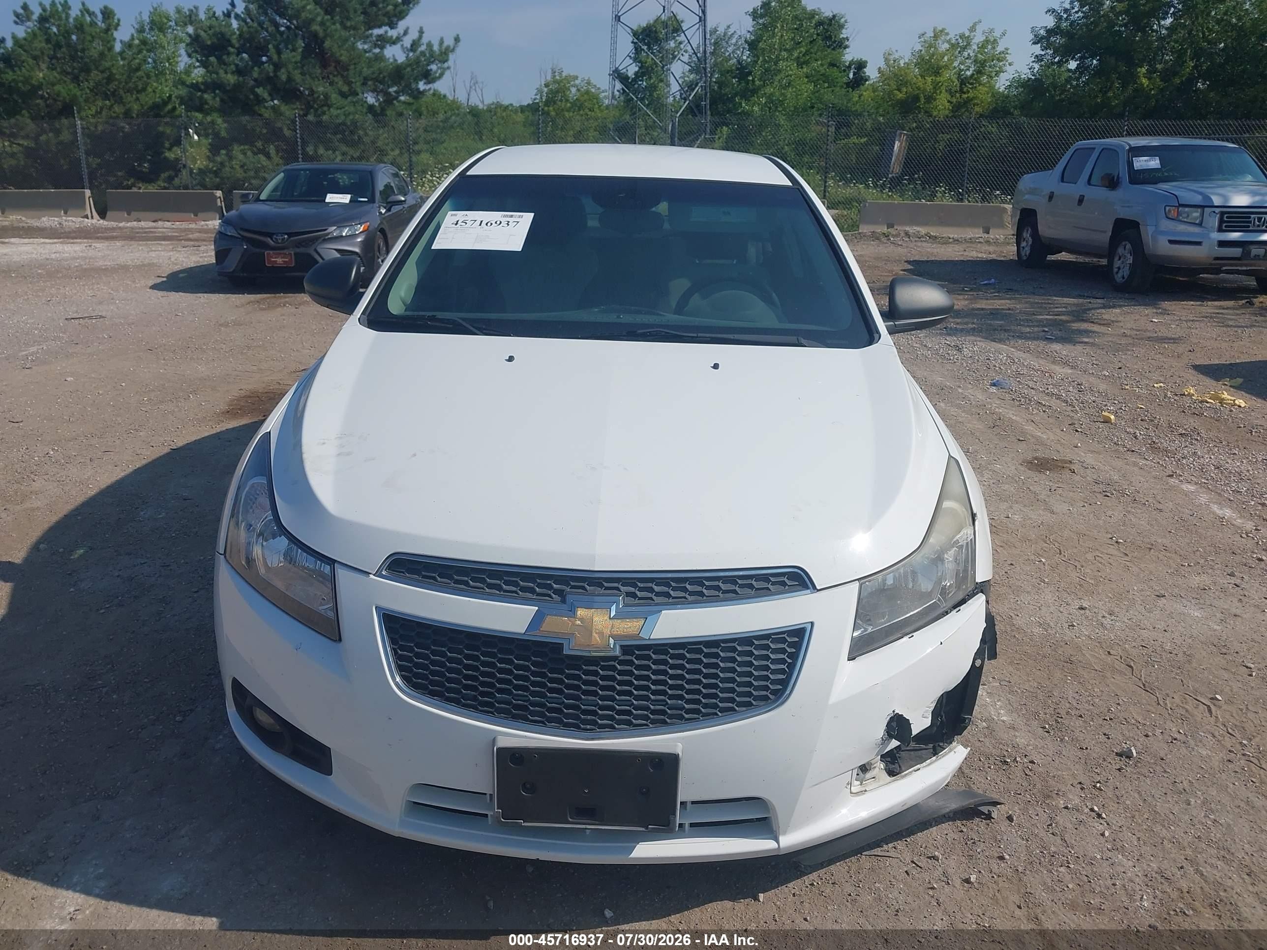 2013 Chevrolet Cruze Ls Auto White vin: 1G1PA5SH7D7225663