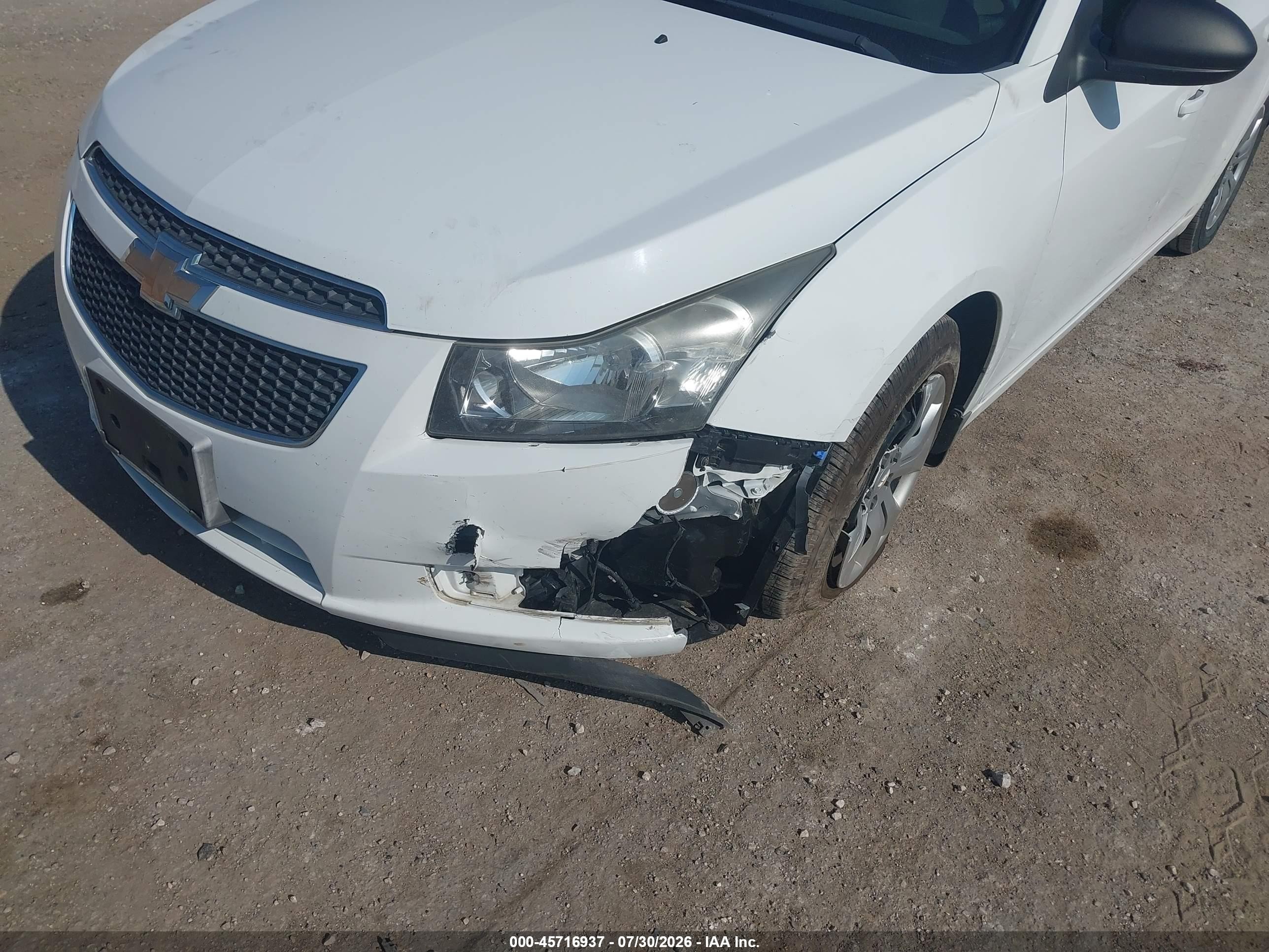 2013 Chevrolet Cruze Ls Auto White vin: 1G1PA5SH7D7225663