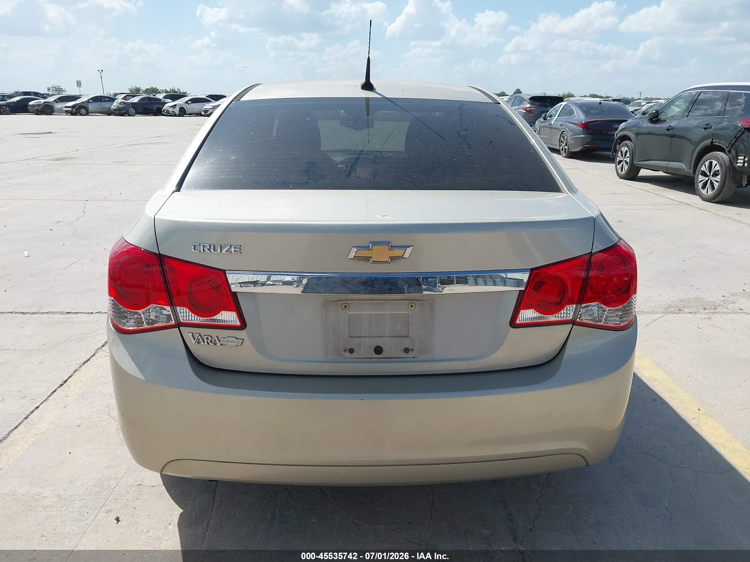 2013 Chevrolet Cruze Ls Auto Gold vin: 1G1PA5SH7D7318697