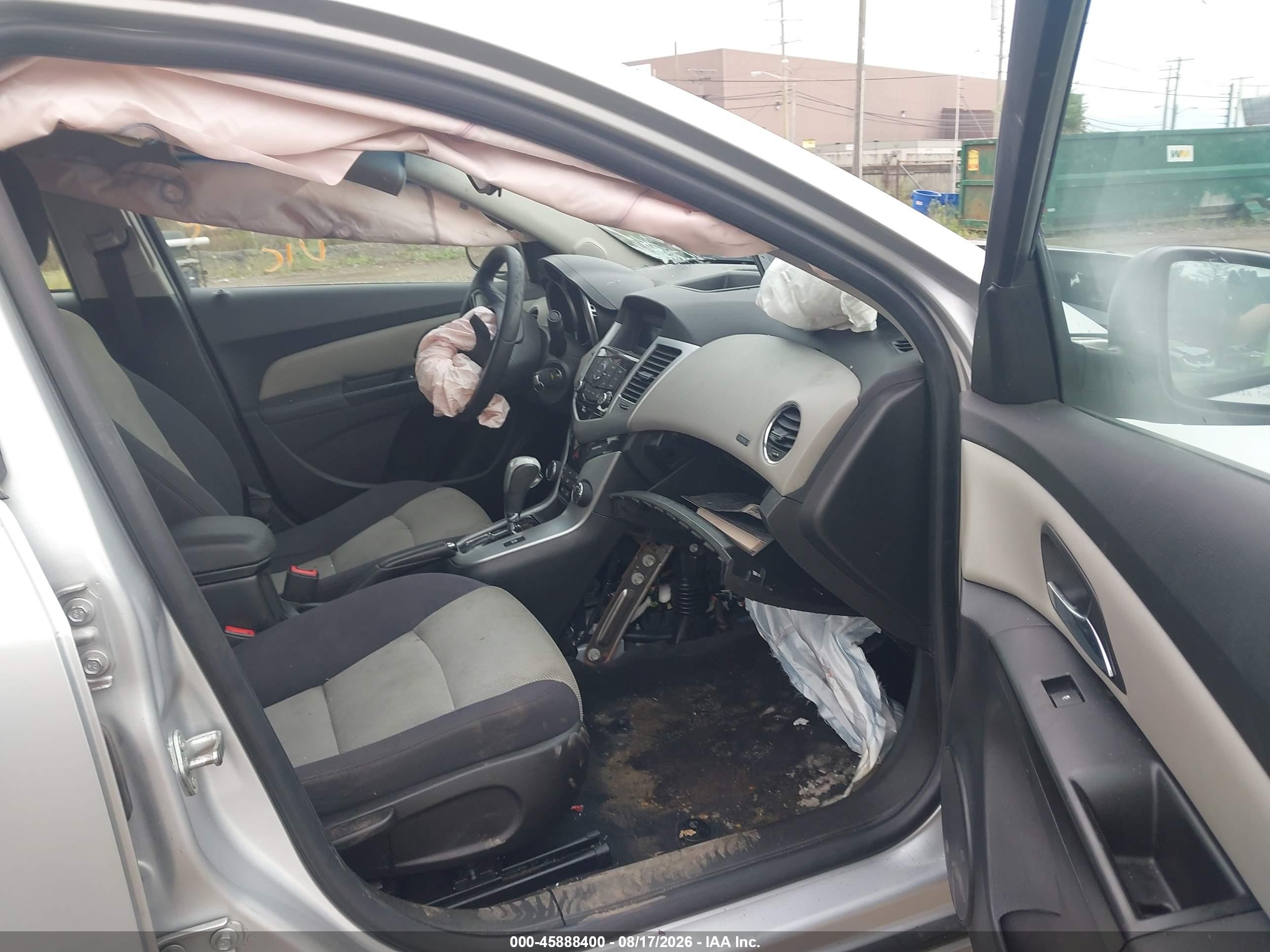 2014 Chevrolet Cruze Ls Auto Серебряный vin: 1G1PA5SH7E7172285