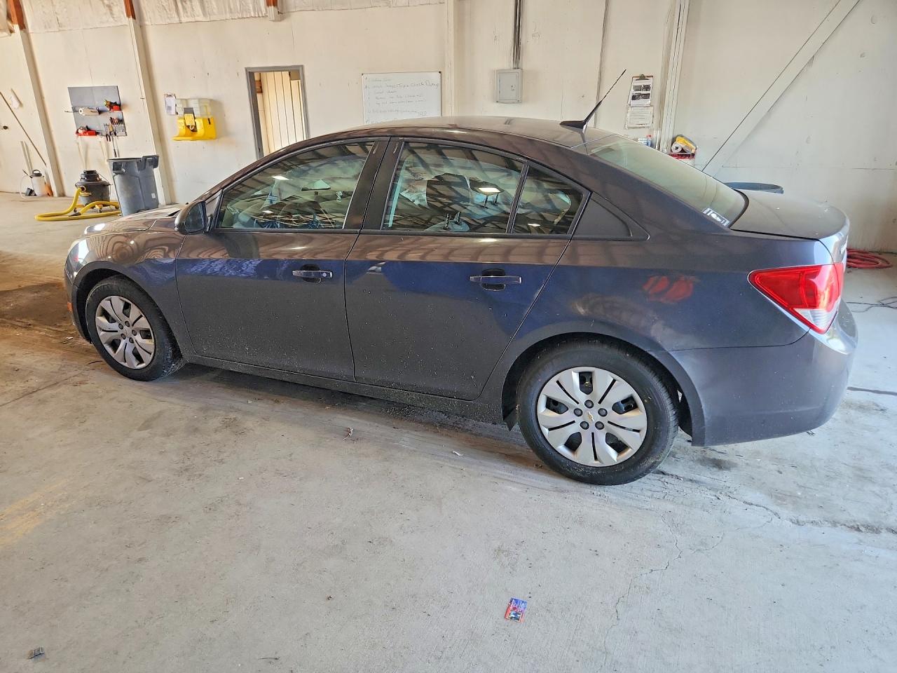 2014 Chevrolet Cruze Ls Gray vin: 1G1PA5SH7E7188261