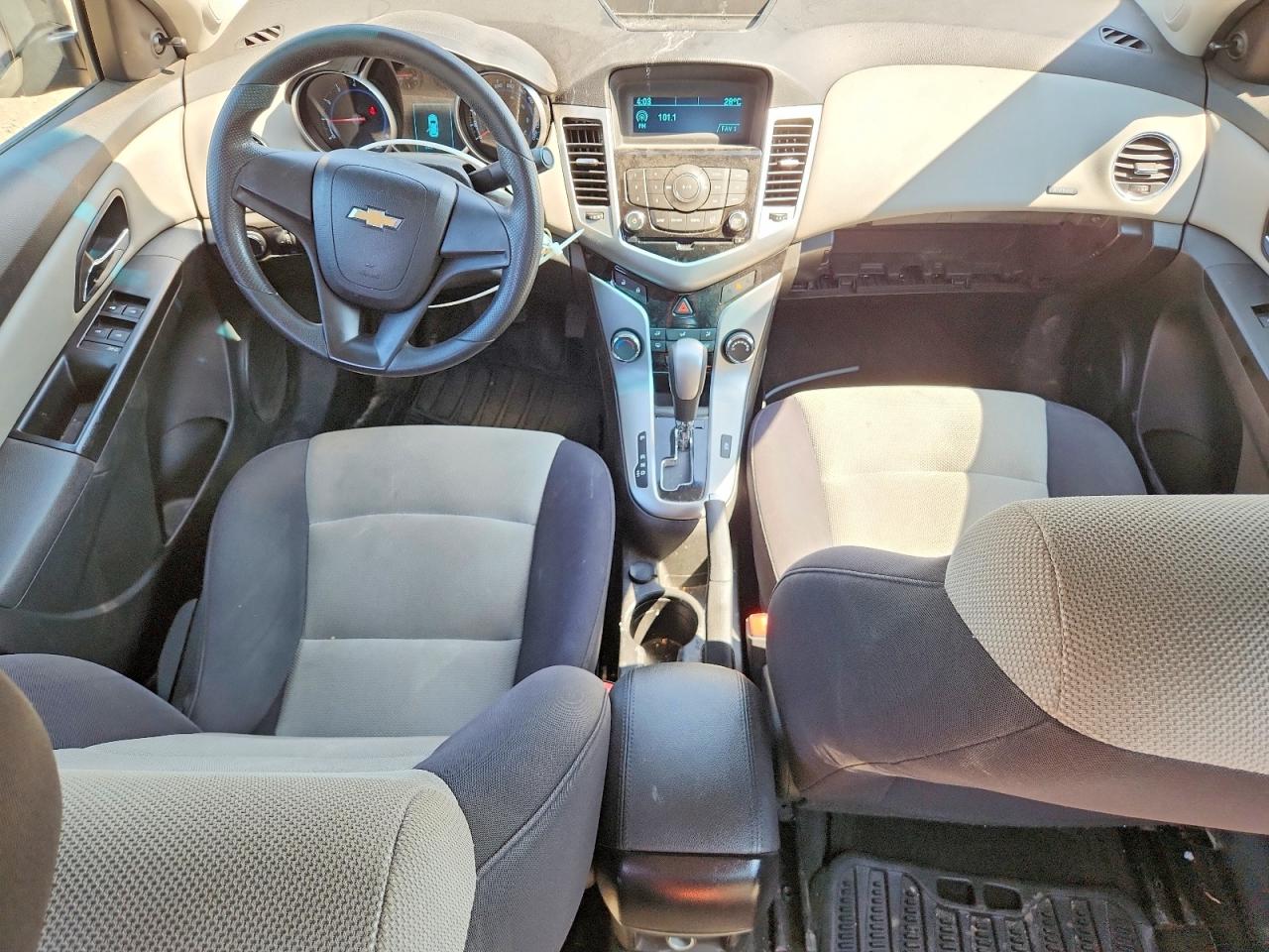 2014 Chevrolet Cruze Ls Black vin: 1G1PA5SH7E7192746