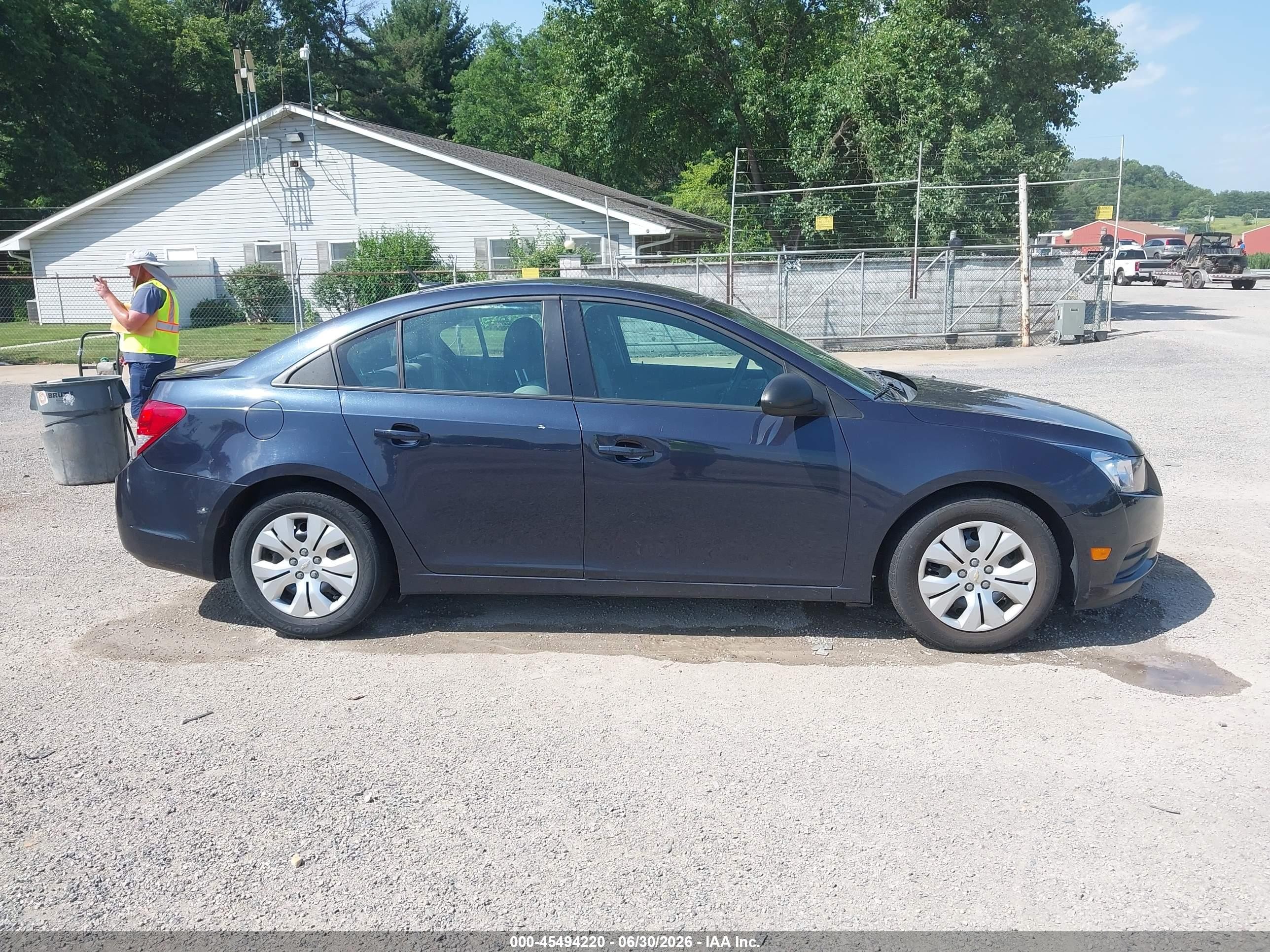 2014 Chevrolet Cruze Ls Auto Black vin: 1G1PA5SH7E7275397