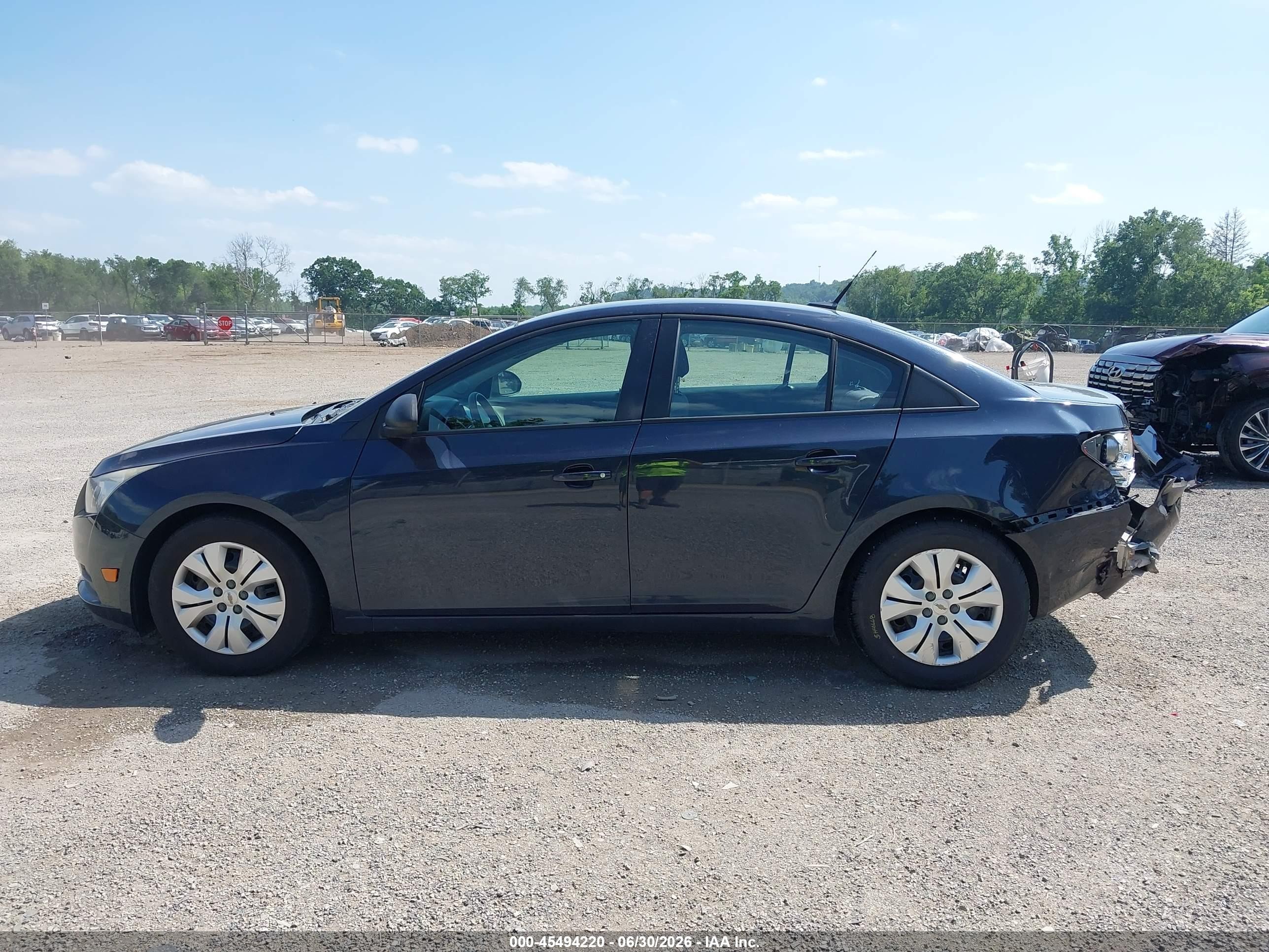 2014 Chevrolet Cruze Ls Auto Black vin: 1G1PA5SH7E7275397