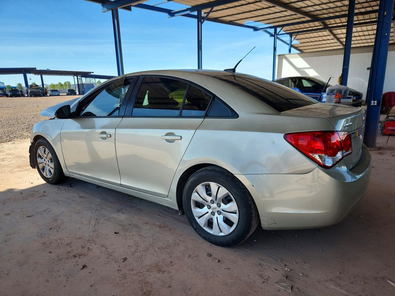 2014 Chevrolet Cruze Ls Beige vin: 1G1PA5SH7E7364046