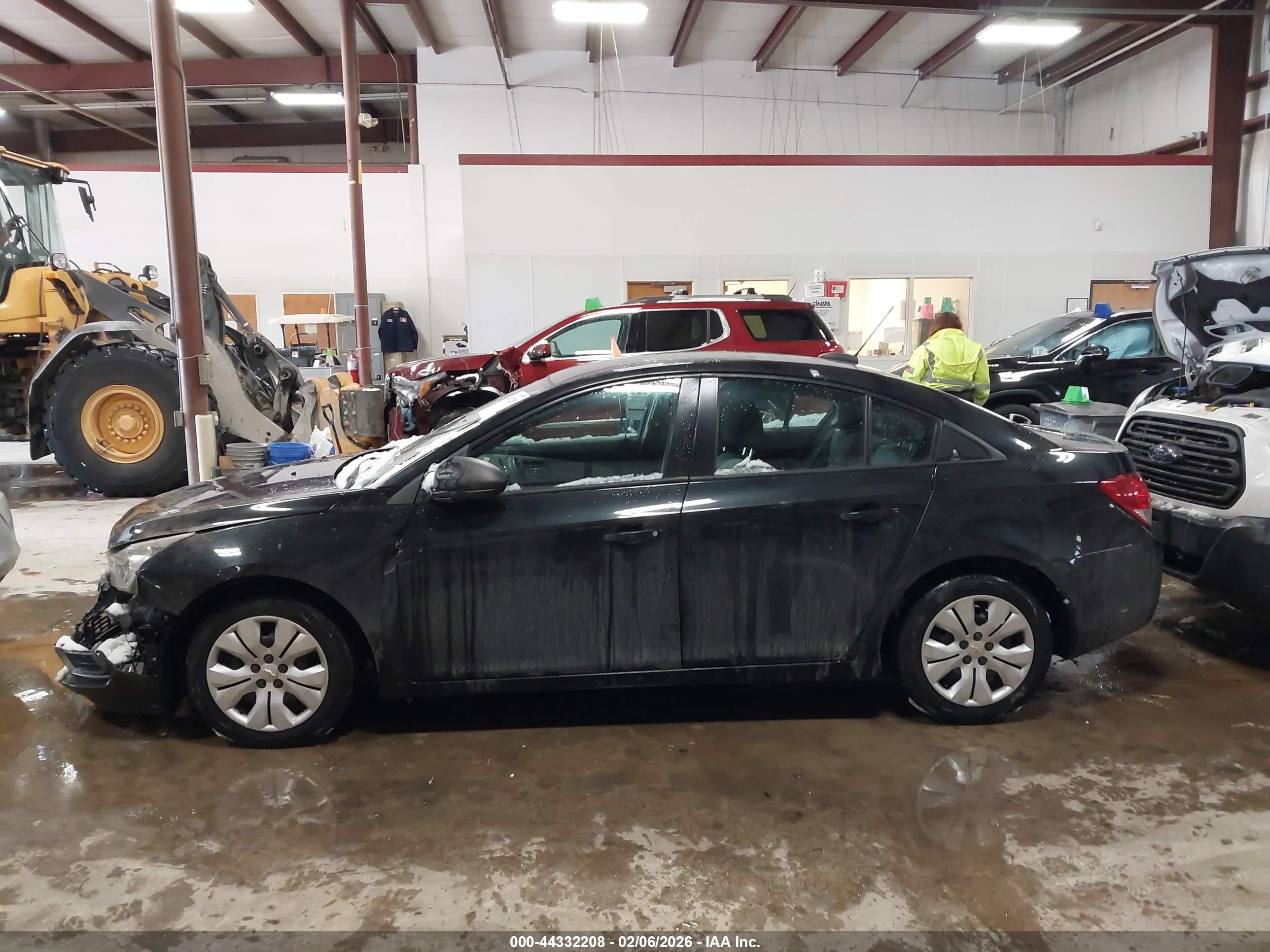 2015 Chevrolet Cruze Ls Auto Black vin: 1G1PA5SH7F7115361