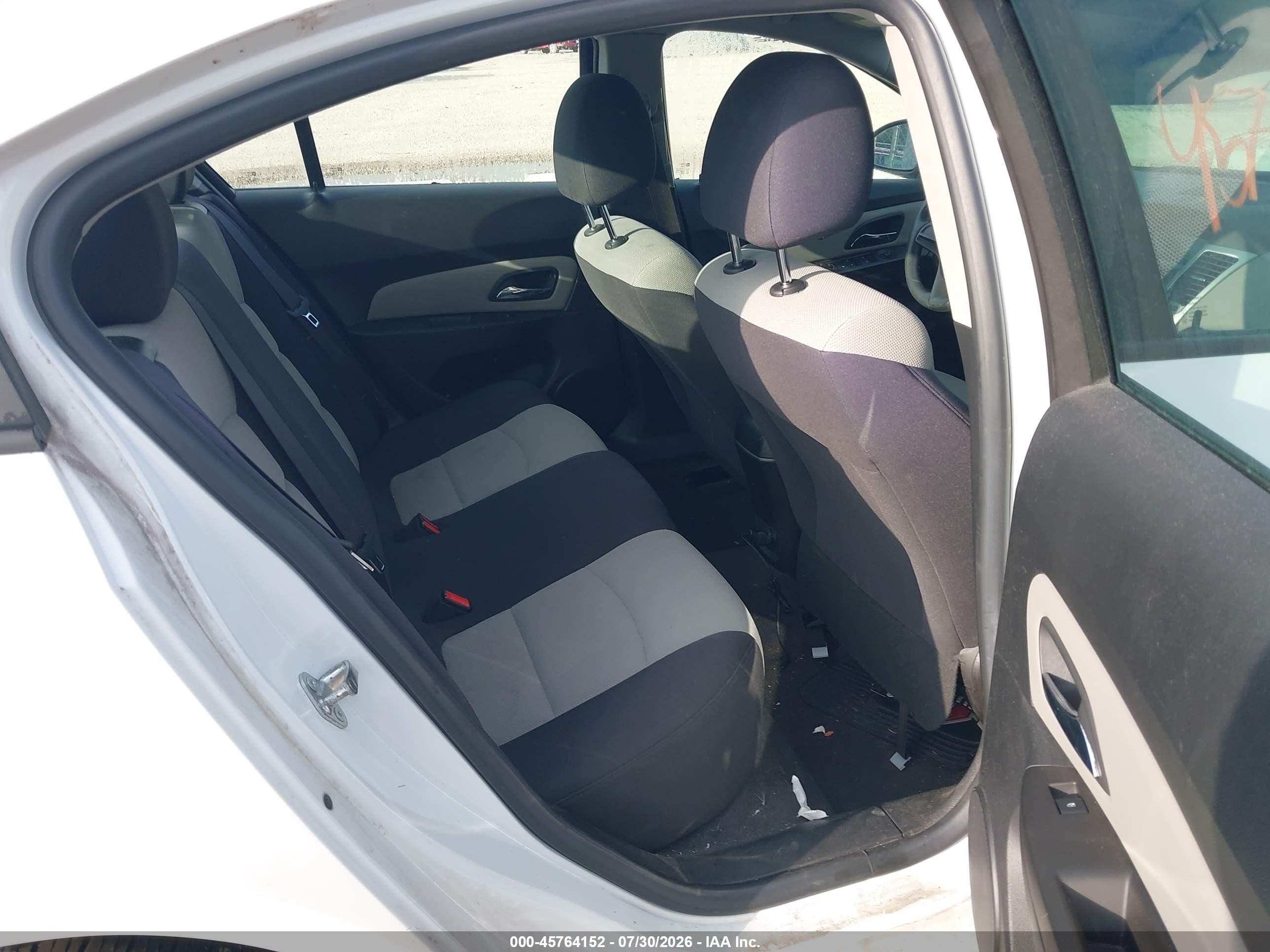 2015 Chevrolet Cruze Ls Auto White vin: 1G1PA5SH7F7163507