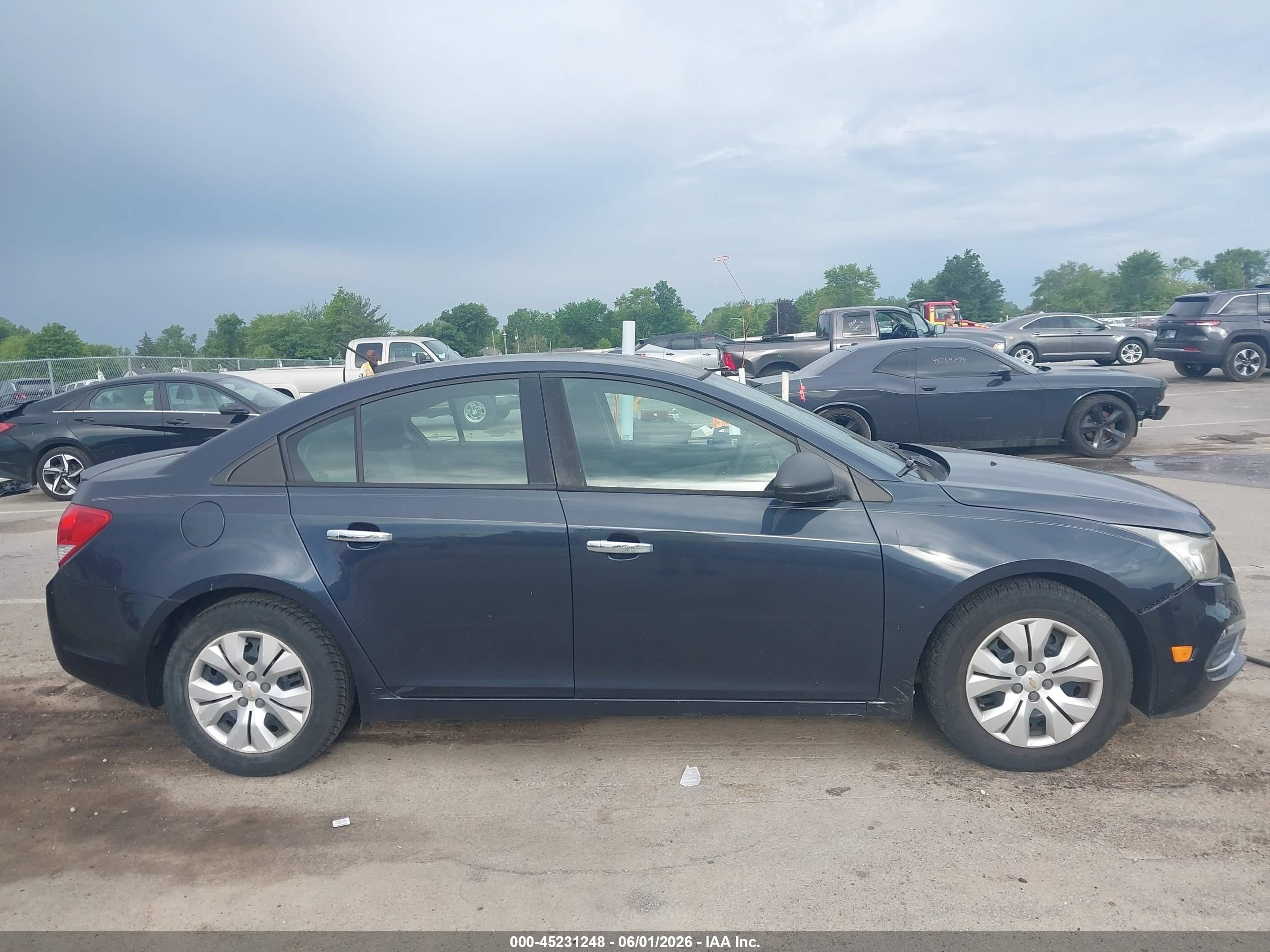 2015 Chevrolet Cruze Ls Auto Dark Blue vin: 1G1PA5SH7F7199696