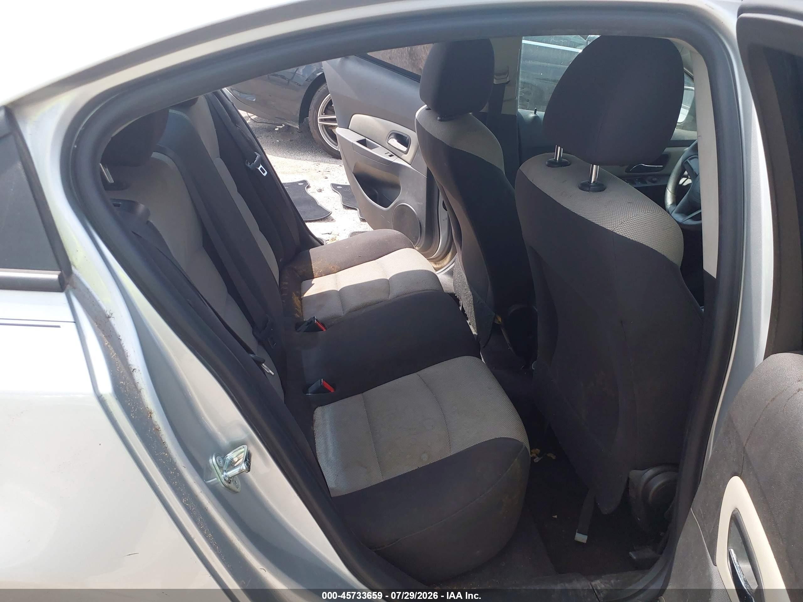 2015 Chevrolet Cruze Ls Auto Silver vin: 1G1PA5SH7F7275417