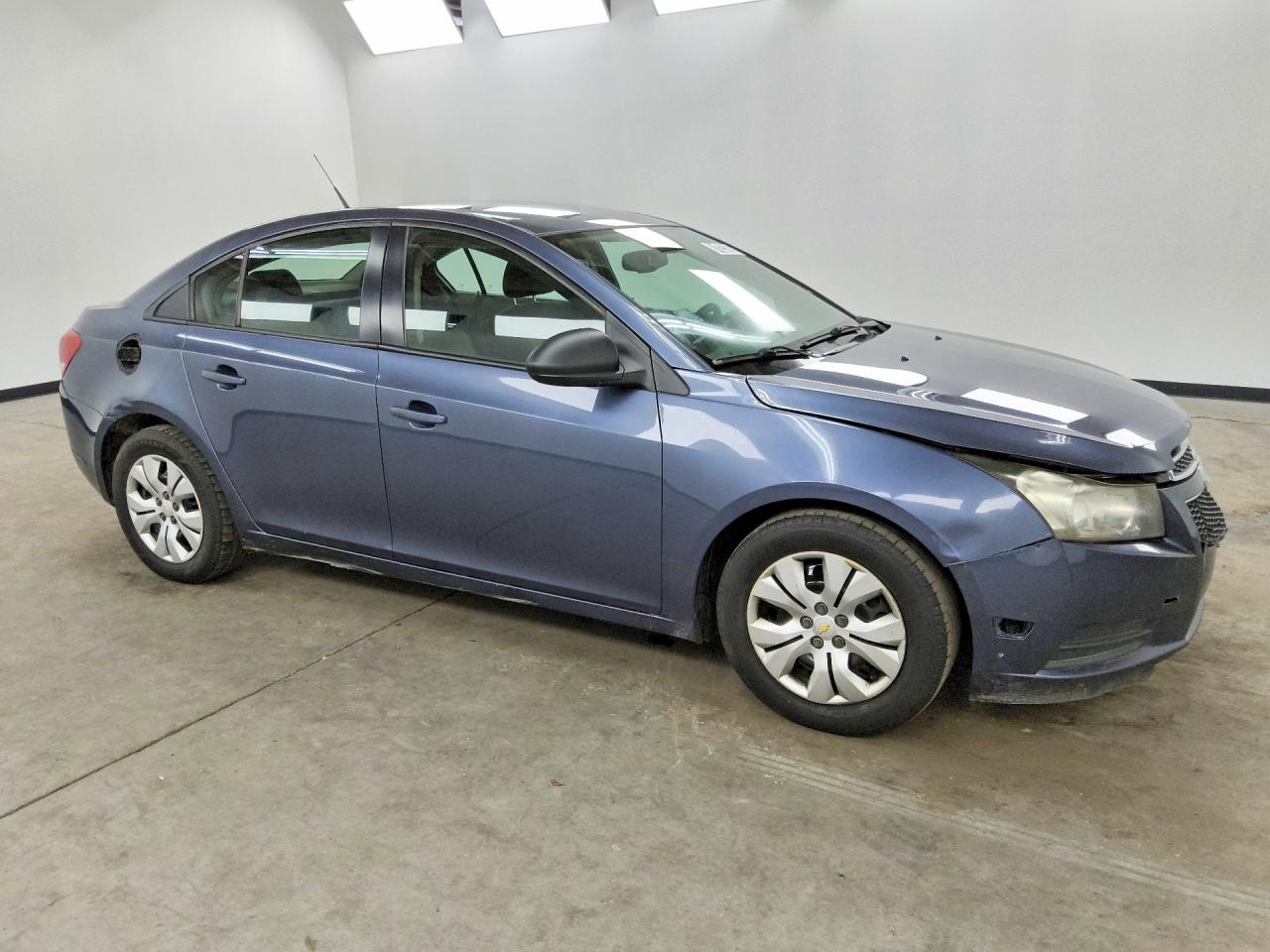 2013 Chevrolet Cruze Ls Blue vin: 1G1PA5SH8D7161973