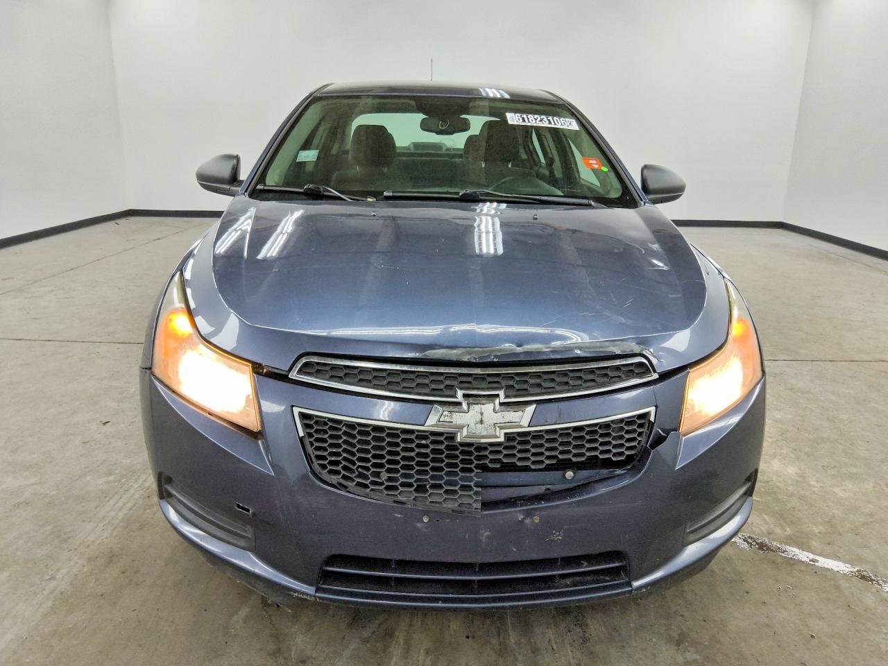 2013 Chevrolet Cruze Ls Blue vin: 1G1PA5SH8D7161973