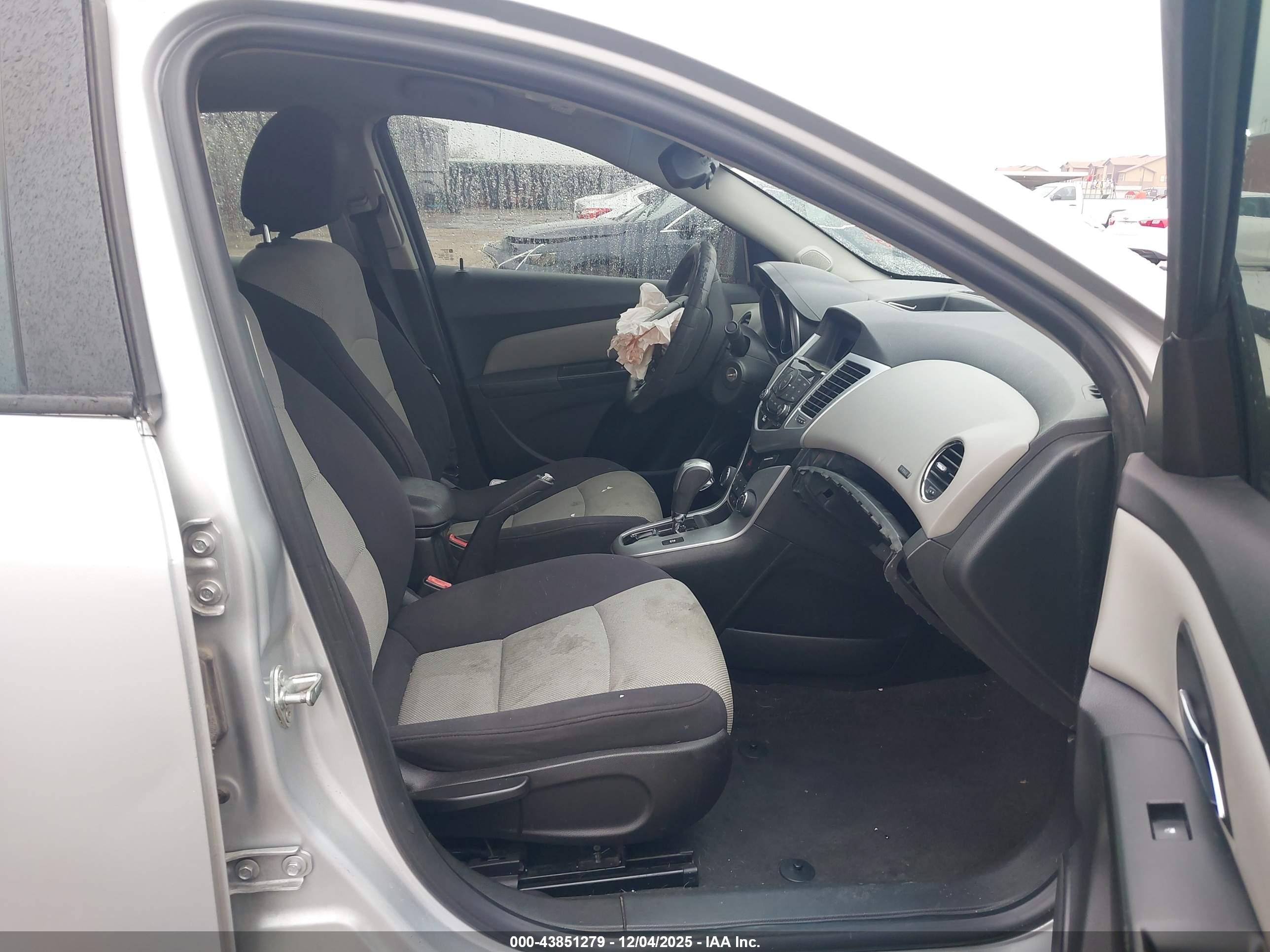 2013 Chevrolet Cruze Ls Auto Silver vin: 1G1PA5SH8D7165179