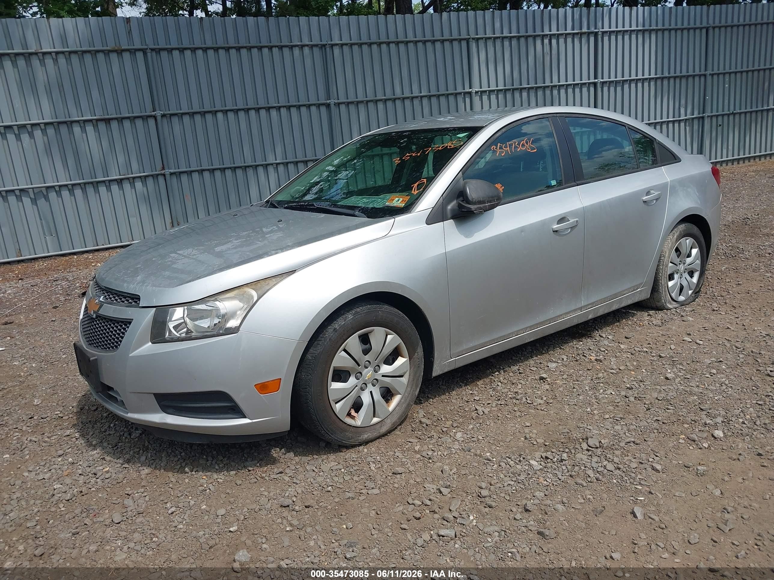2013 Chevrolet Cruze Ls Auto Silver vin: 1G1PA5SH8D7174528