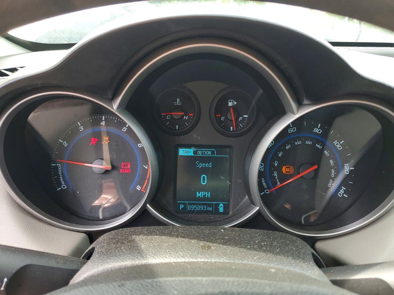 2014 Chevrolet Cruze Ls White vin: 1G1PA5SH8E7225527