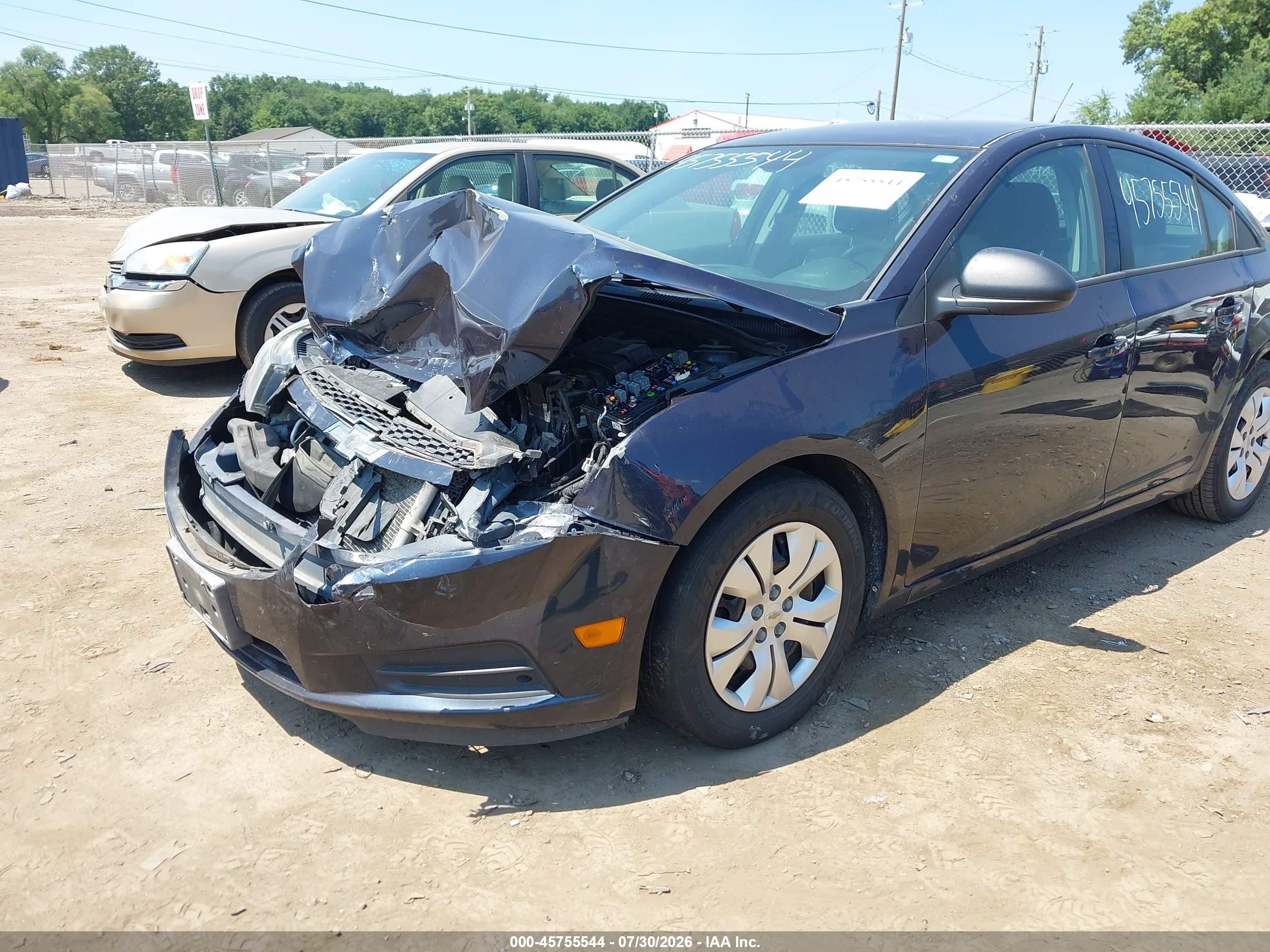 2014 Chevrolet Cruze Ls Auto Синий vin: 1G1PA5SH8E7256566