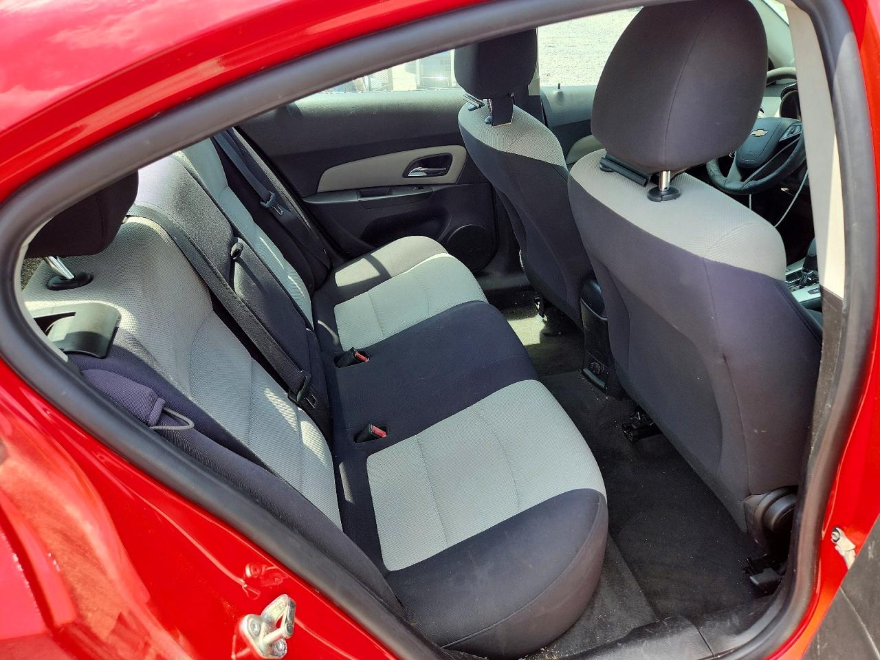 2014 Chevrolet Cruze Ls Red vin: 1G1PA5SH8E7275277