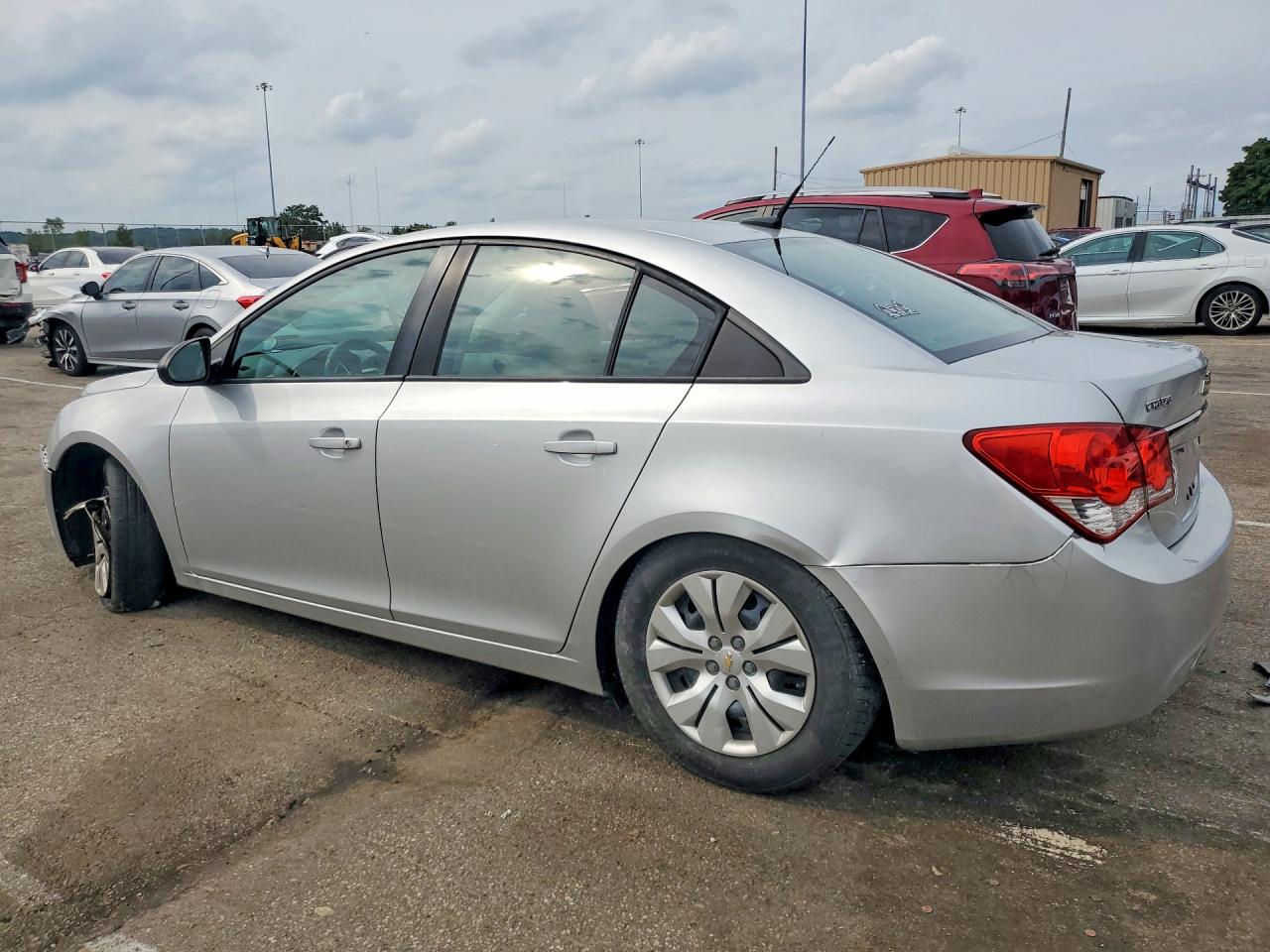 2014 Chevrolet Cruze Ls Silver vin: 1G1PA5SH8E7306396