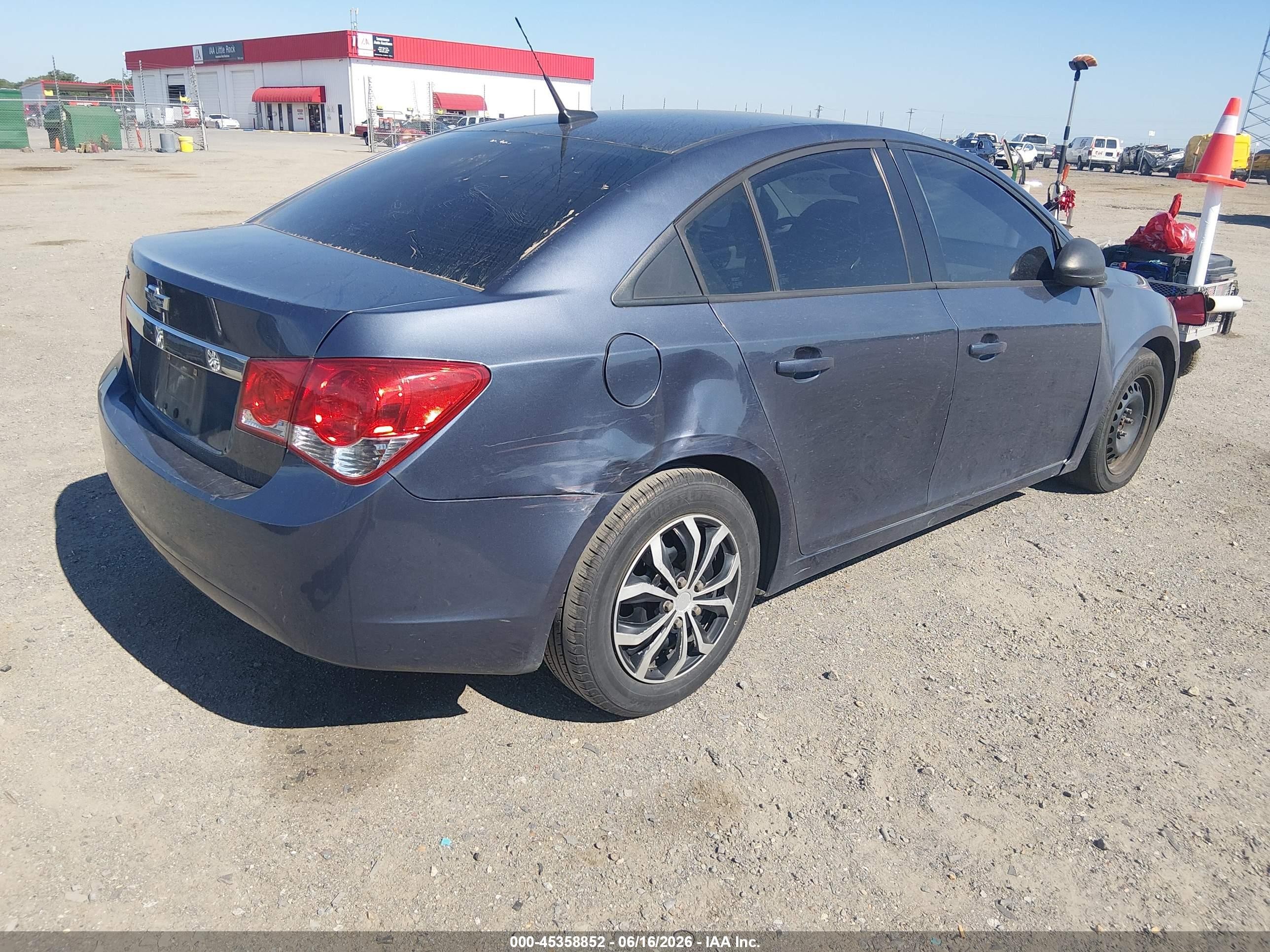 2014 Chevrolet Cruze Ls Auto Blue vin: 1G1PA5SH8E7361544