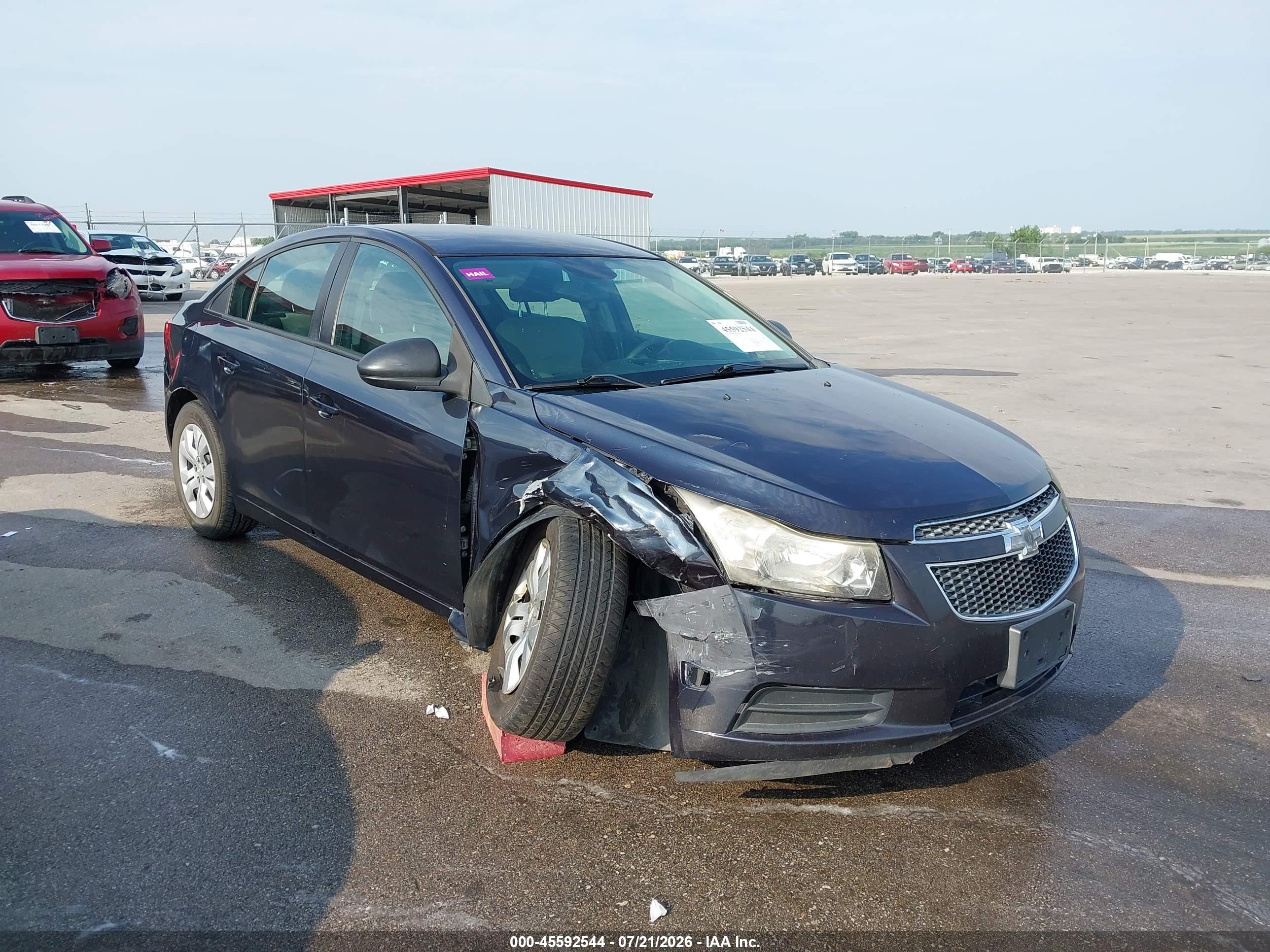 2014 Chevrolet Cruze Ls Auto Синий vin: 1G1PA5SH8E7414436