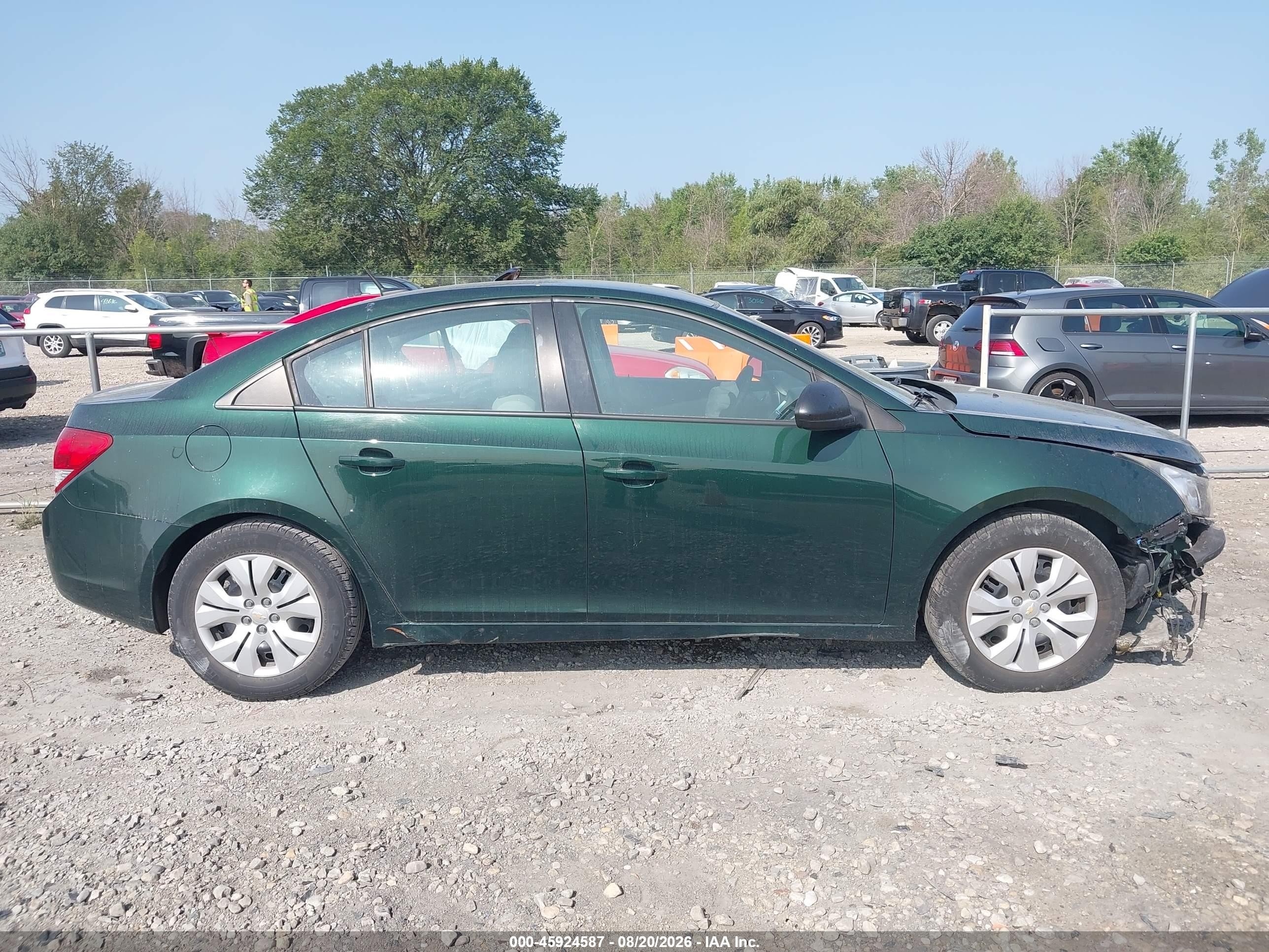 2014 Chevrolet Cruze Ls Auto Зеленый vin: 1G1PA5SH8E7430636
