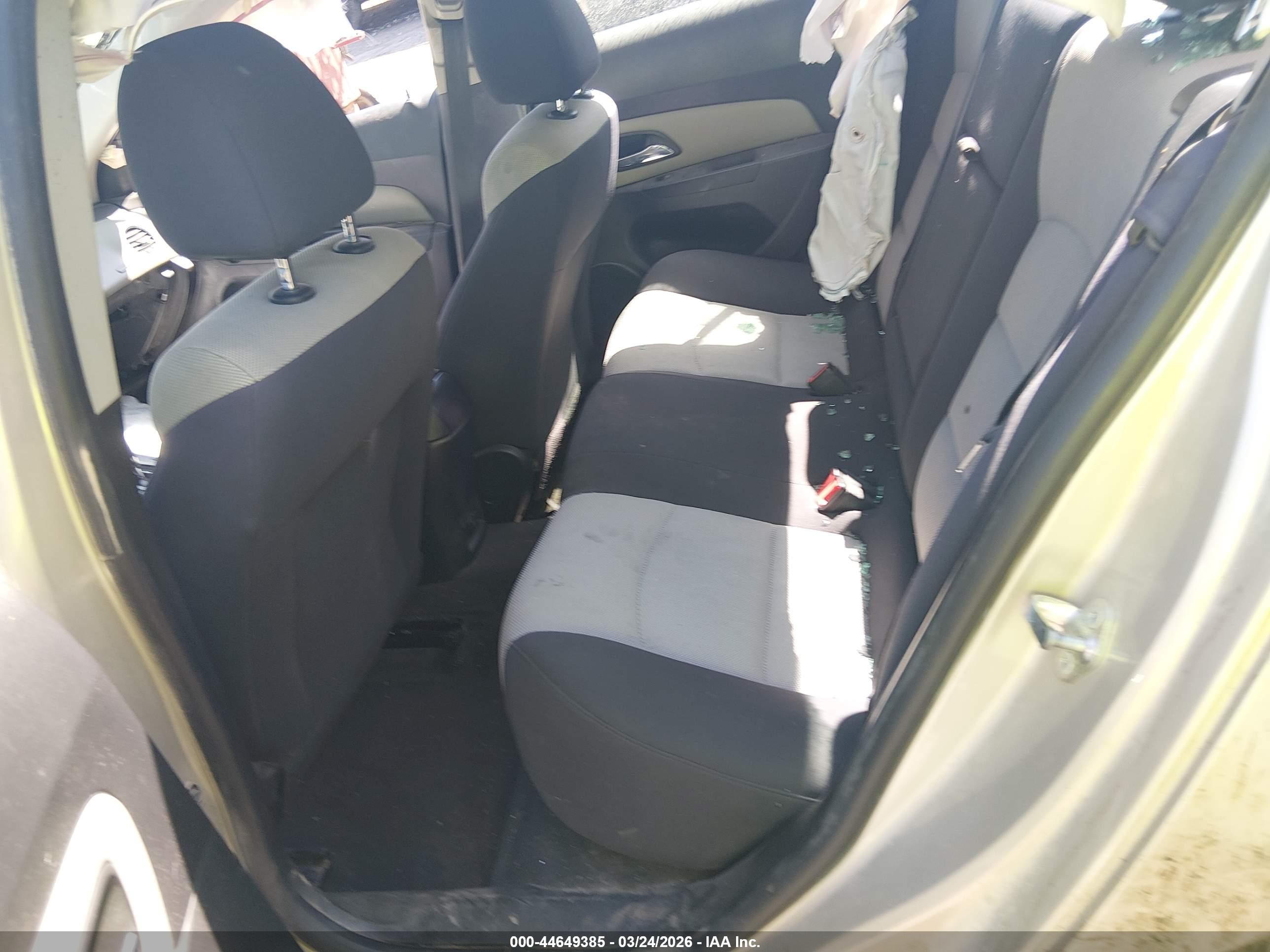 2014 Chevrolet Cruze Ls Auto Gray vin: 1G1PA5SH8E7487984