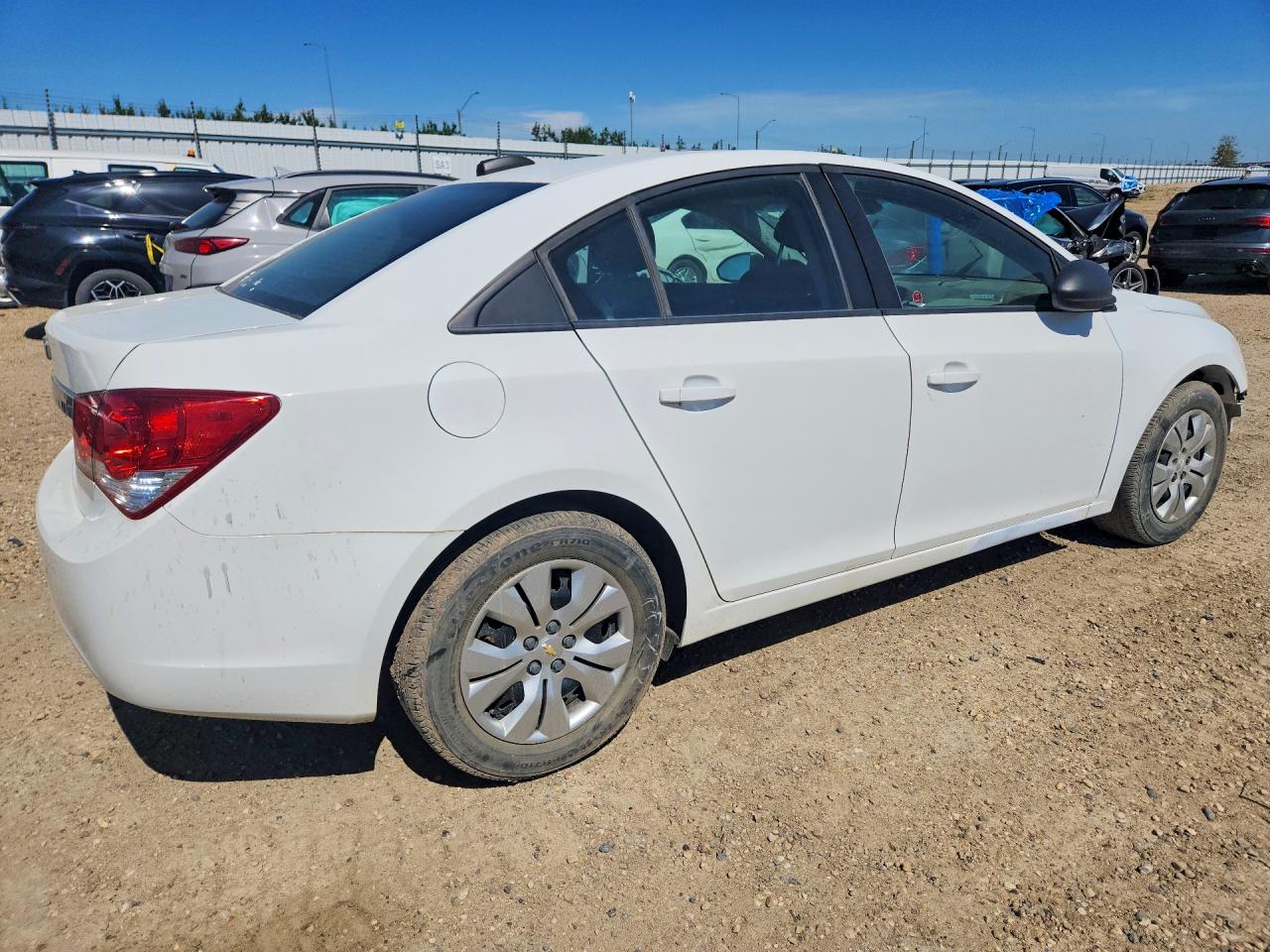 2015 Chevrolet Cruze Ls White vin: 1G1PA5SH8F7161409