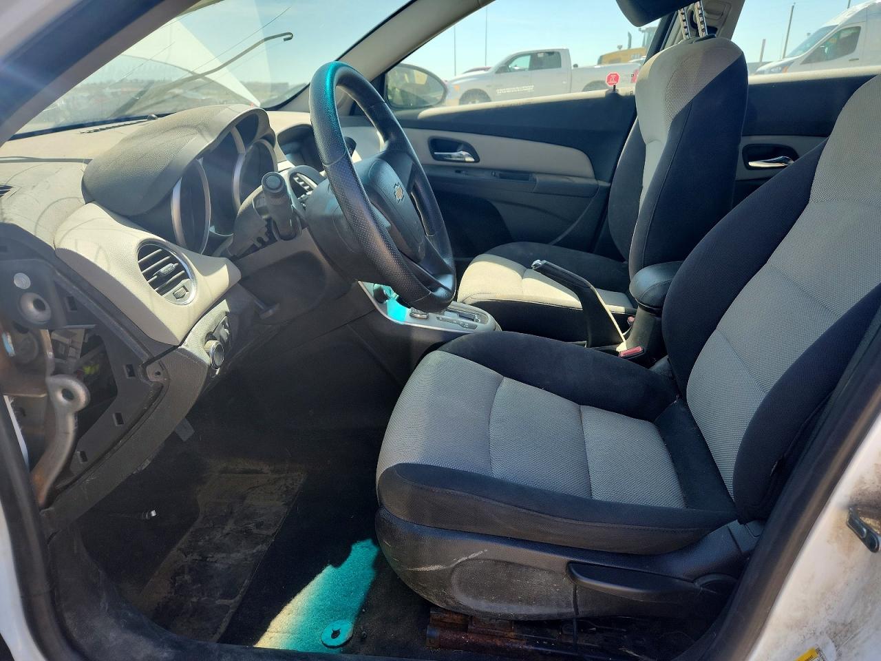 2015 Chevrolet Cruze Ls White vin: 1G1PA5SH8F7161409