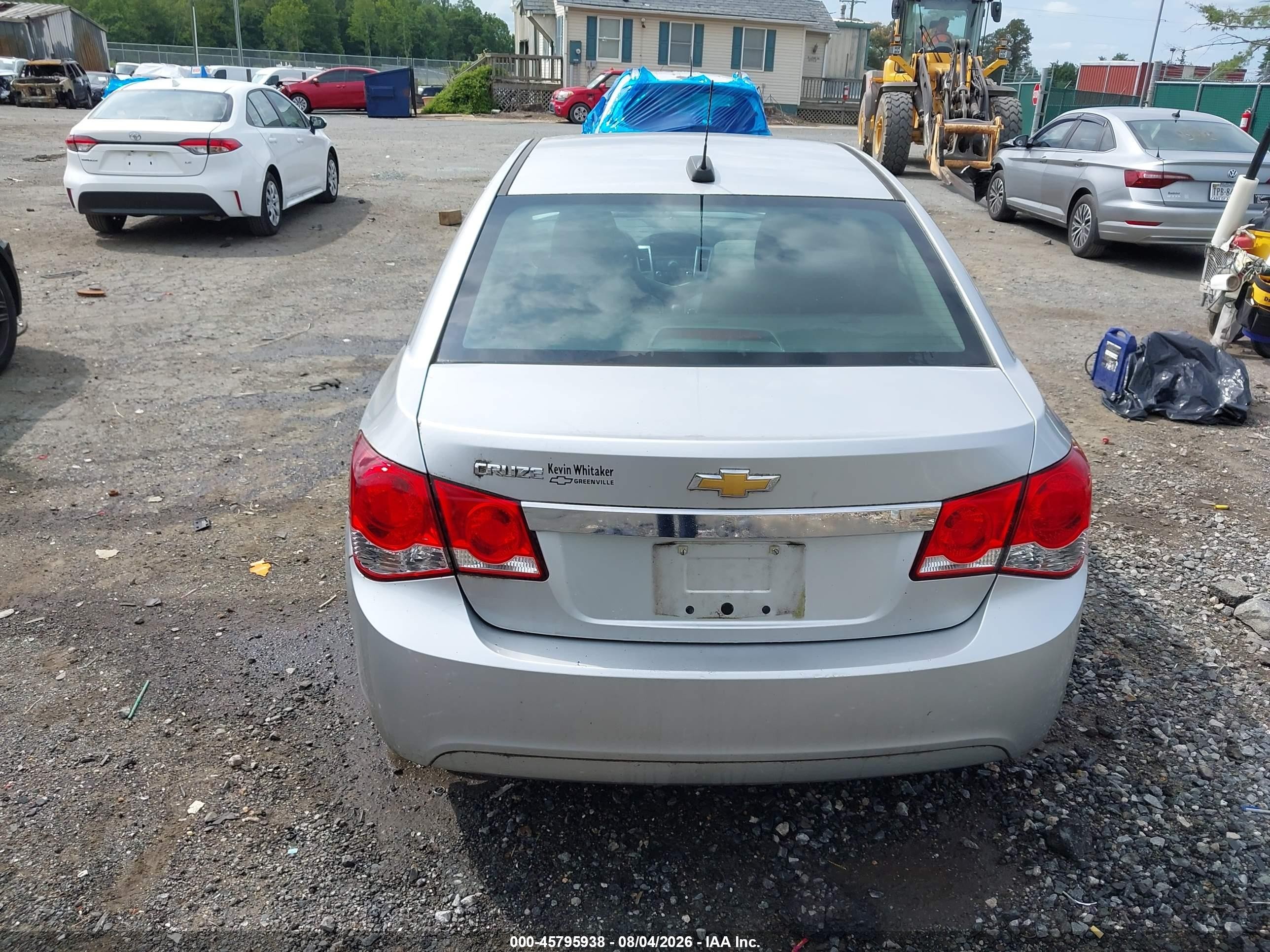 2015 Chevrolet Cruze Ls Auto Серебряный vin: 1G1PA5SH8F7190182