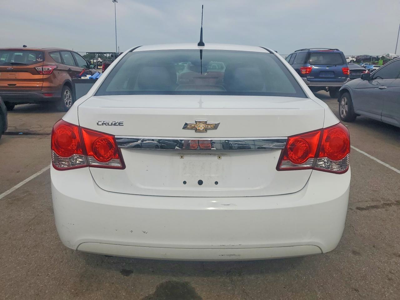 2013 Chevrolet Cruze Ls White vin: 1G1PA5SH9D7163294