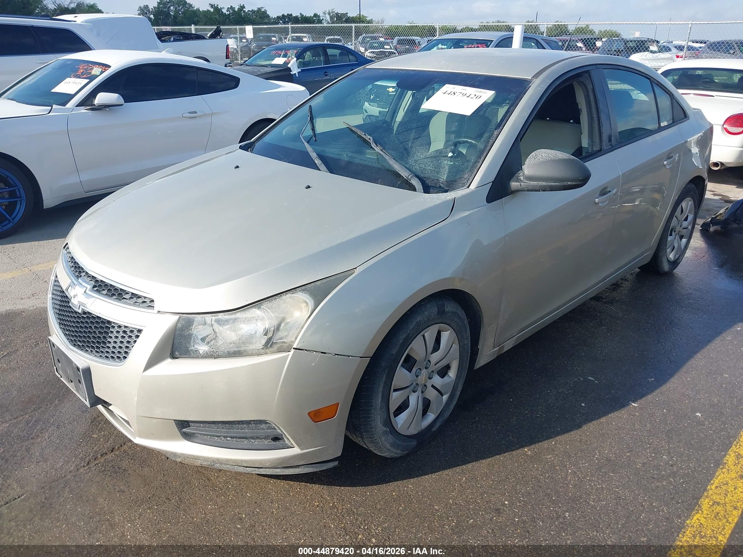 2013 Chevrolet Cruze Ls Auto Brown vin: 1G1PA5SH9D7230122