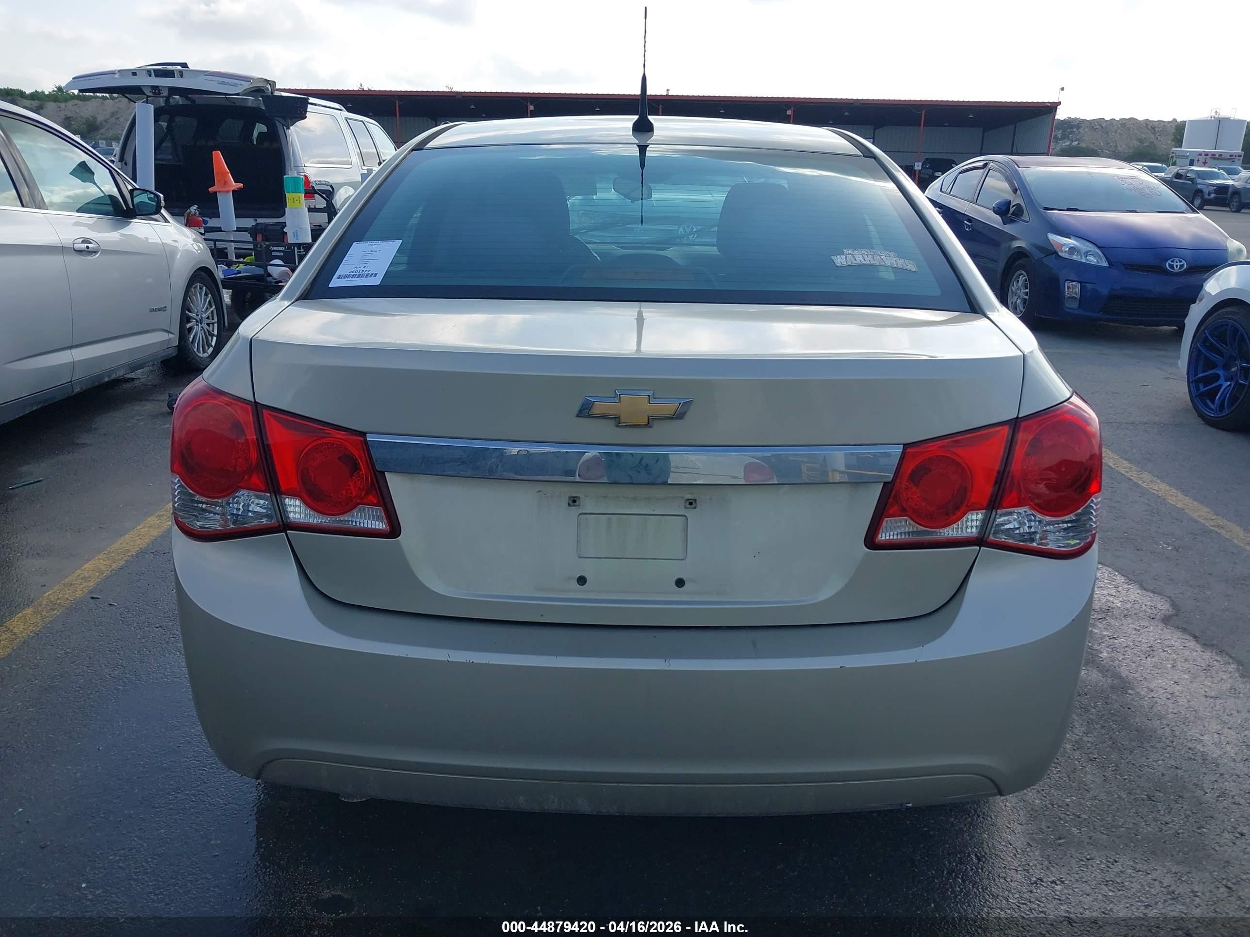 2013 Chevrolet Cruze Ls Auto Brown vin: 1G1PA5SH9D7230122