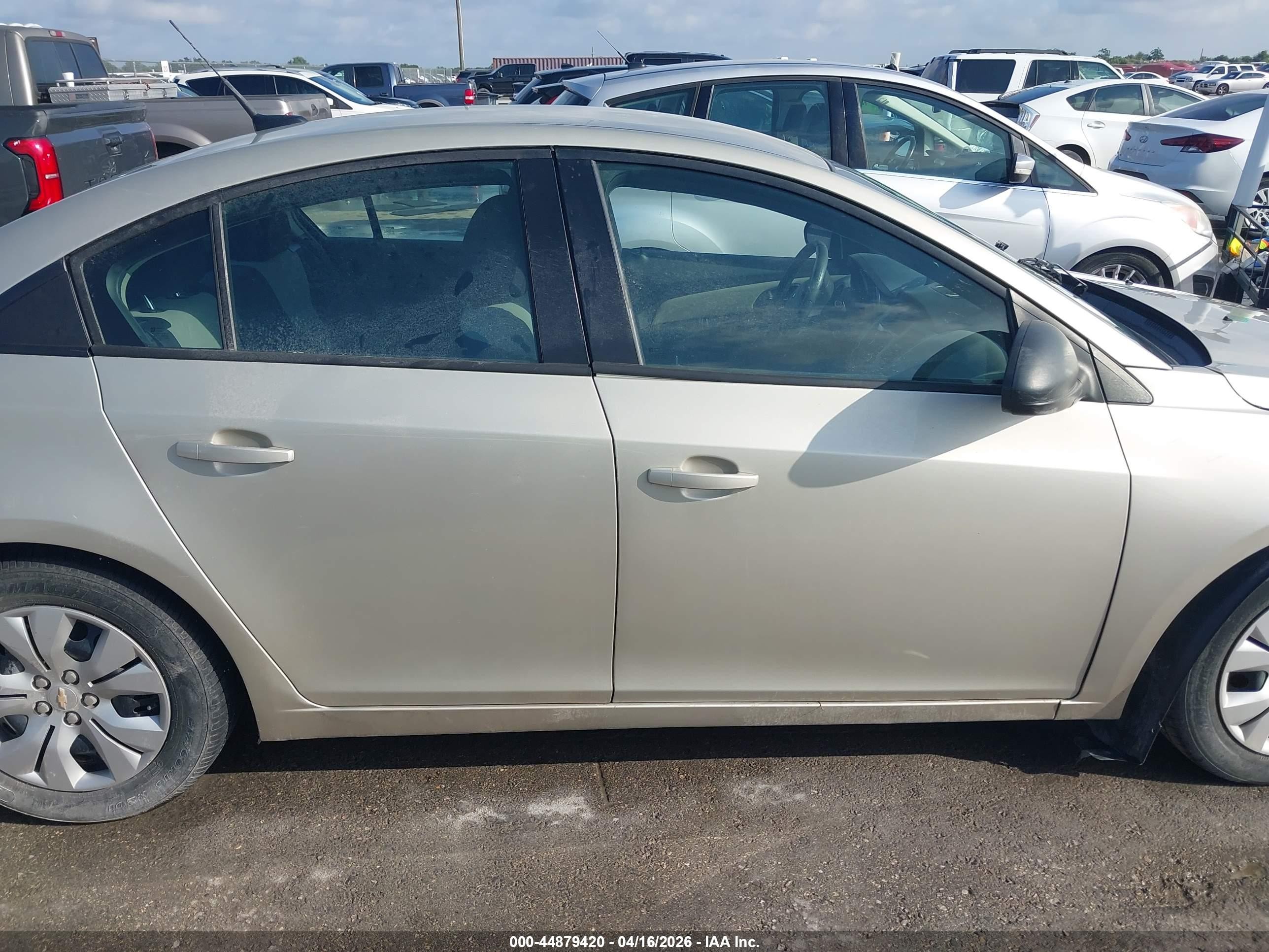 2013 Chevrolet Cruze Ls Auto Brown vin: 1G1PA5SH9D7230122