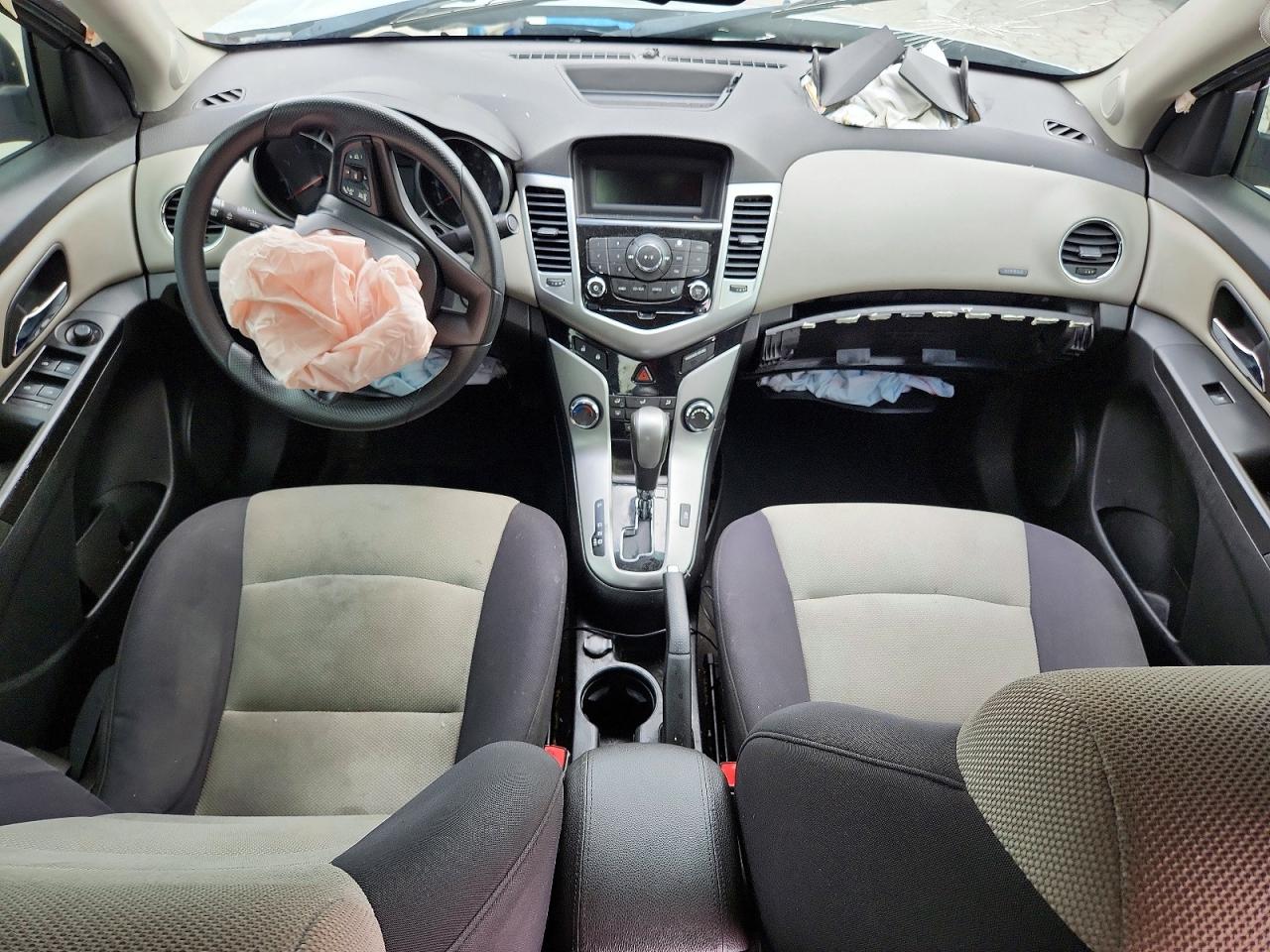 2013 Chevrolet Cruze Ls Silver vin: 1G1PA5SH9D7255960