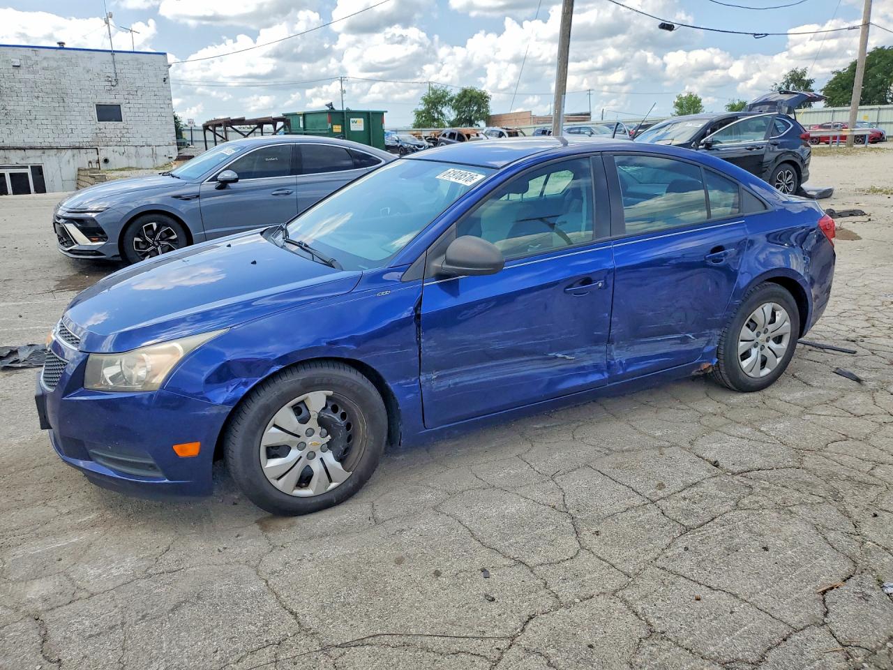 2013 Chevrolet Cruze Ls Blue vin: 1G1PA5SH9D7297903