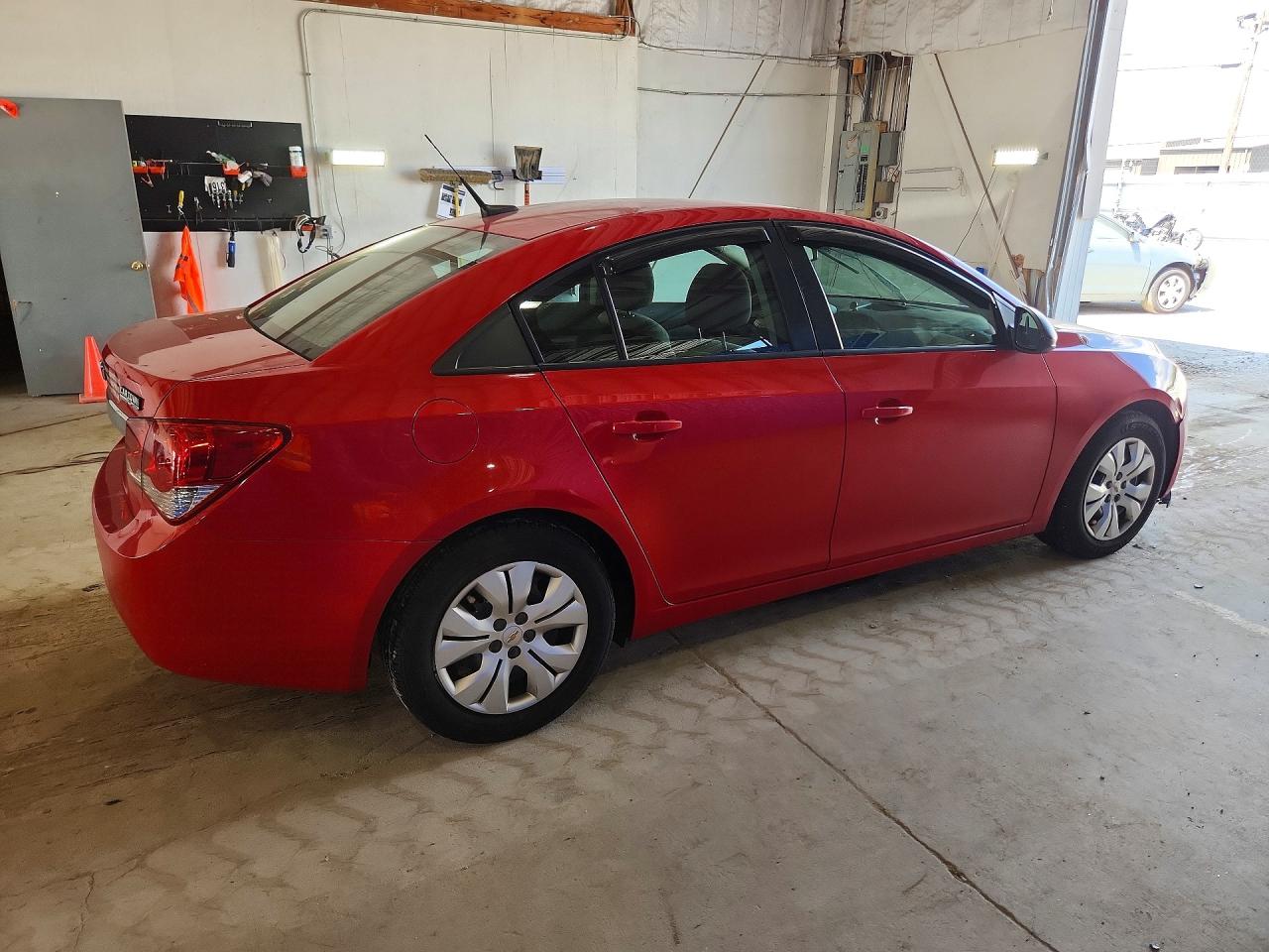 2014 Chevrolet Cruze Ls Красный vin: 1G1PA5SH9E7117983