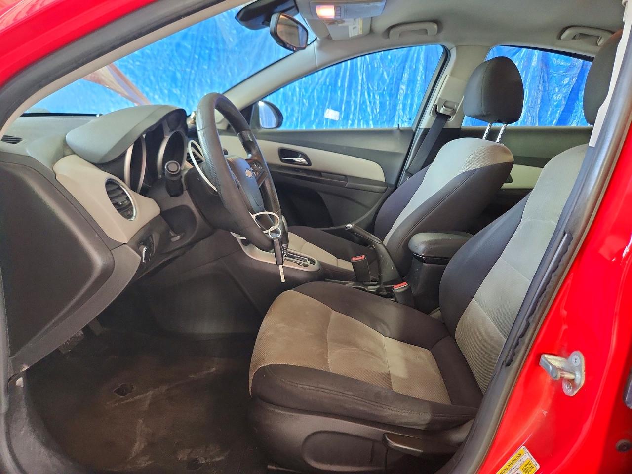 2014 Chevrolet Cruze Ls Красный vin: 1G1PA5SH9E7117983